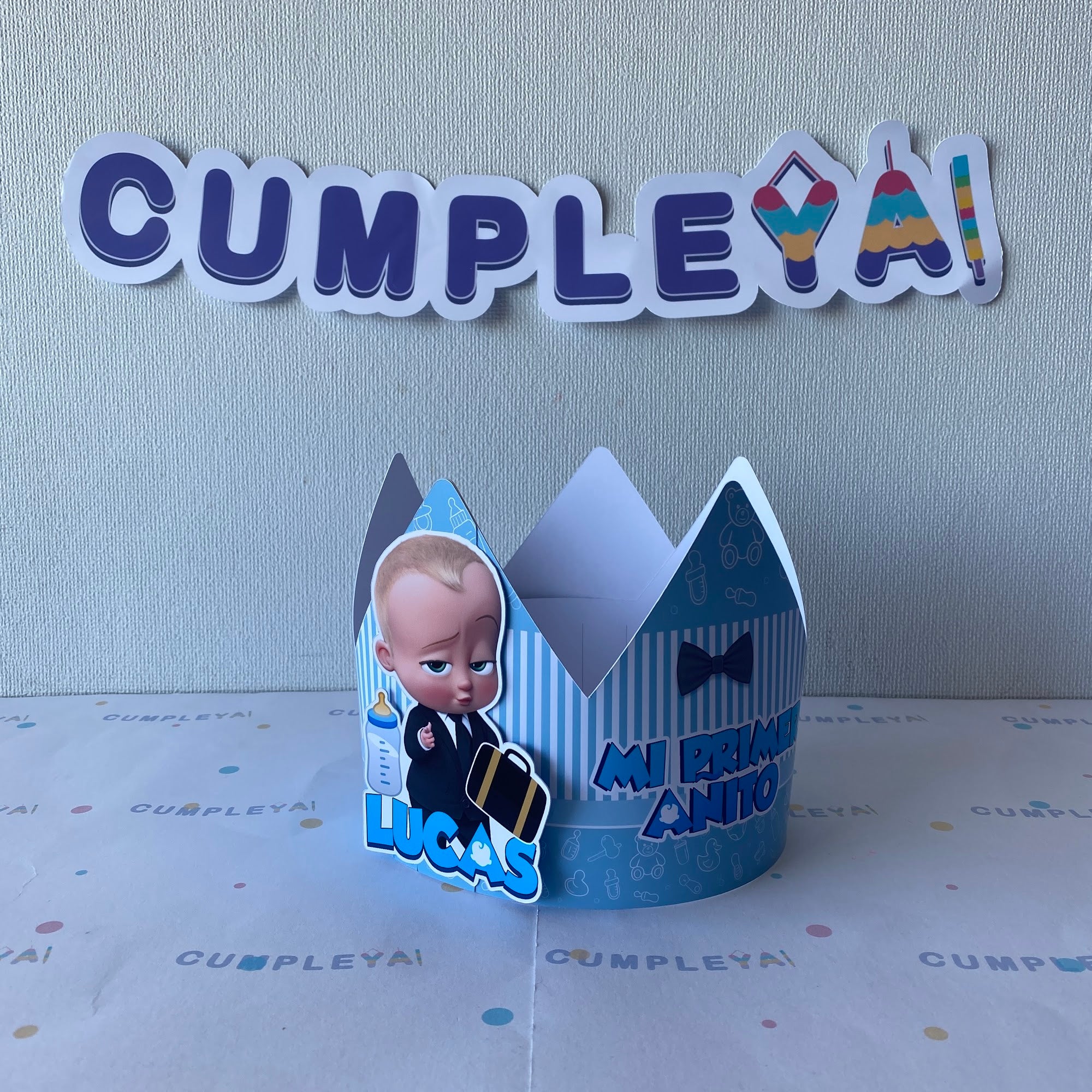 CORONA JEFE EN PAÑALES 62X14CM