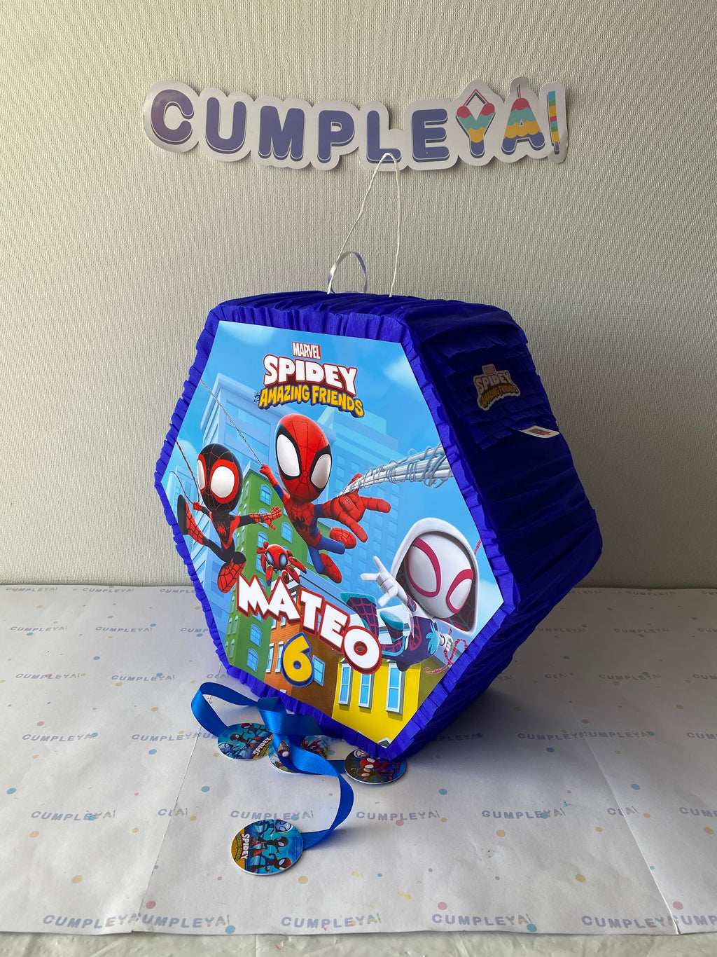 PIÑATA SPIDEY Y SUS AMIGOS HEXAGONAL EXPRÉS 40CM