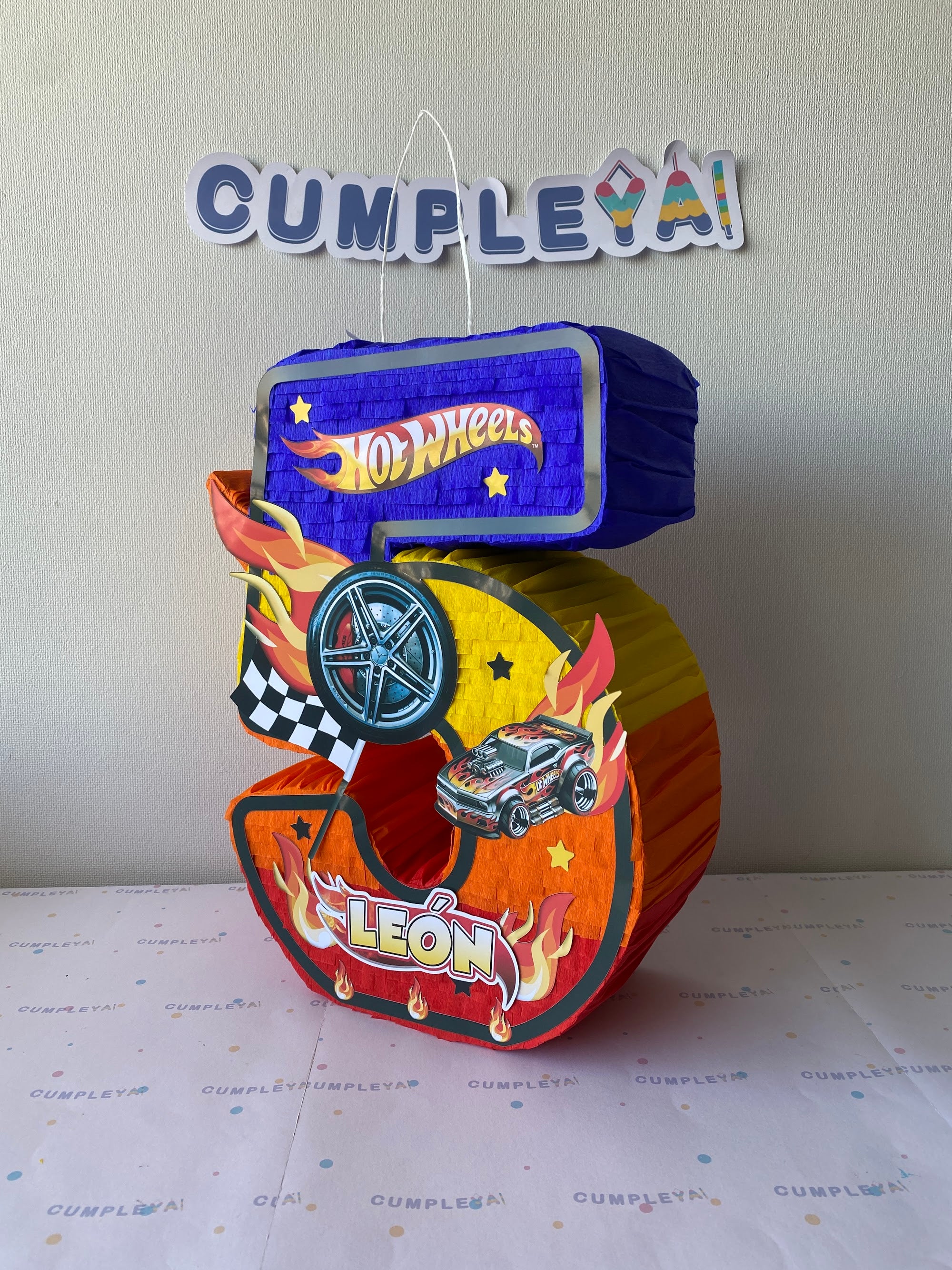 PIÑATA NUMERO 5 HOT WHEELS 40CM PREMIUM