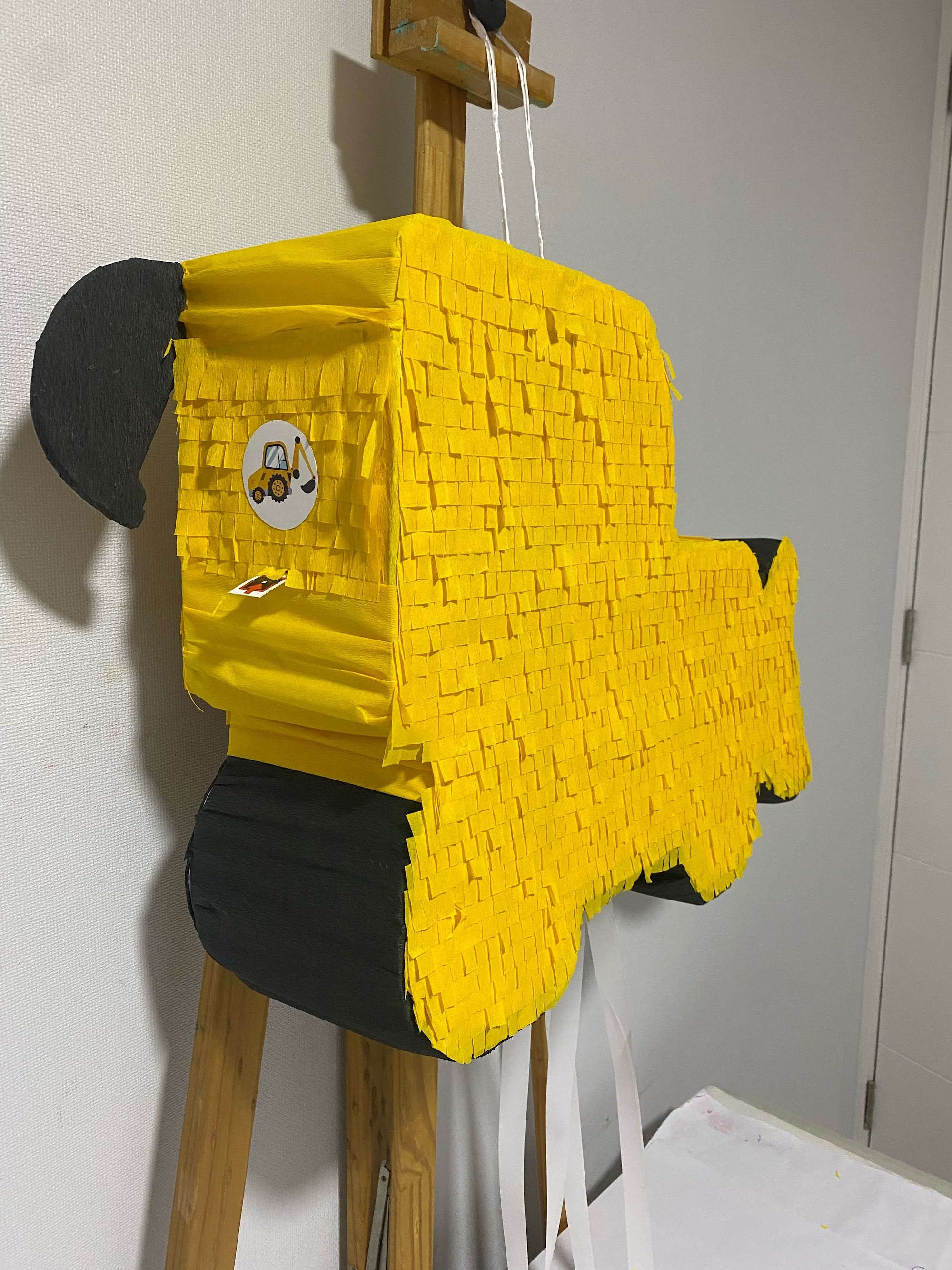 PIÑATA CAMIÓN PALA 40CM PREMIUM