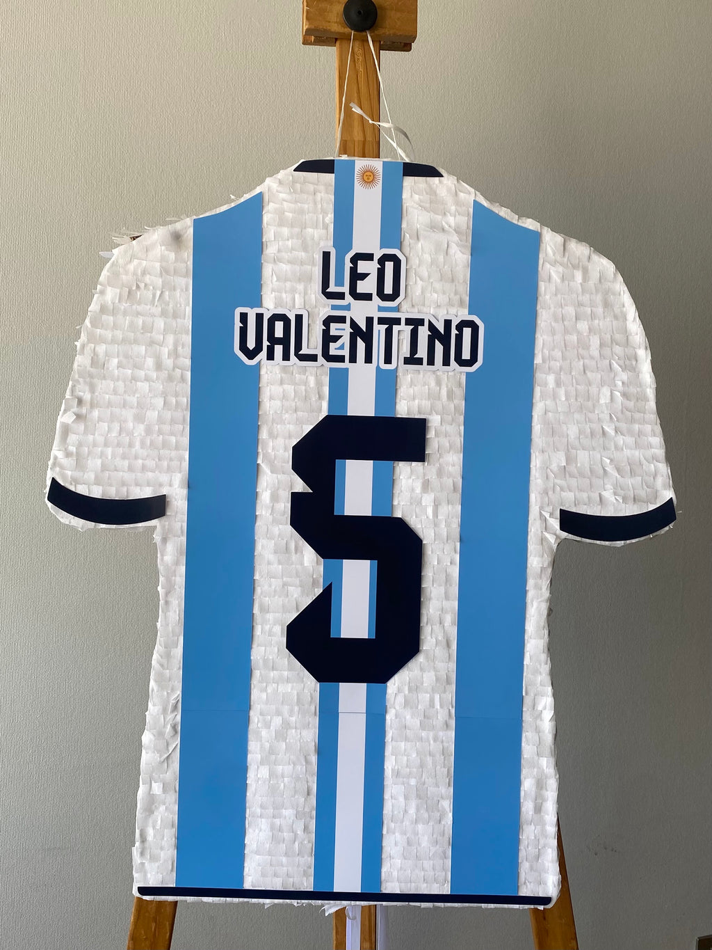 PIÑATA CAMISA DE MESSI CON CARA DE MESSI 60CM PREMIUM