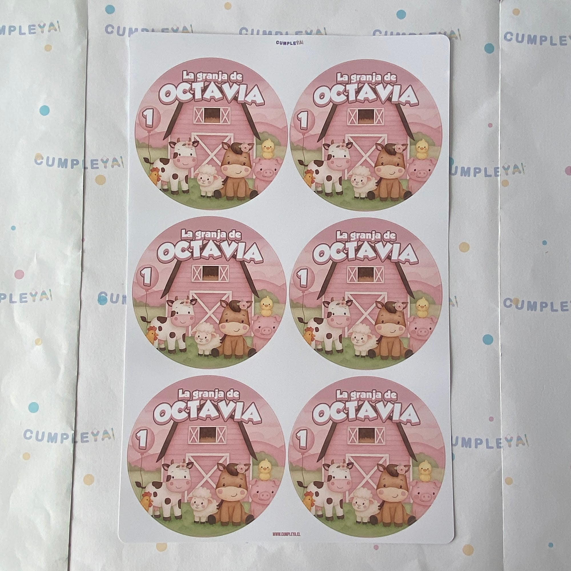 STICKER GRANJITA ROSADA Y ANIMALITOS CIRCULAR 12X12CM TEMÁTICO - SET X6