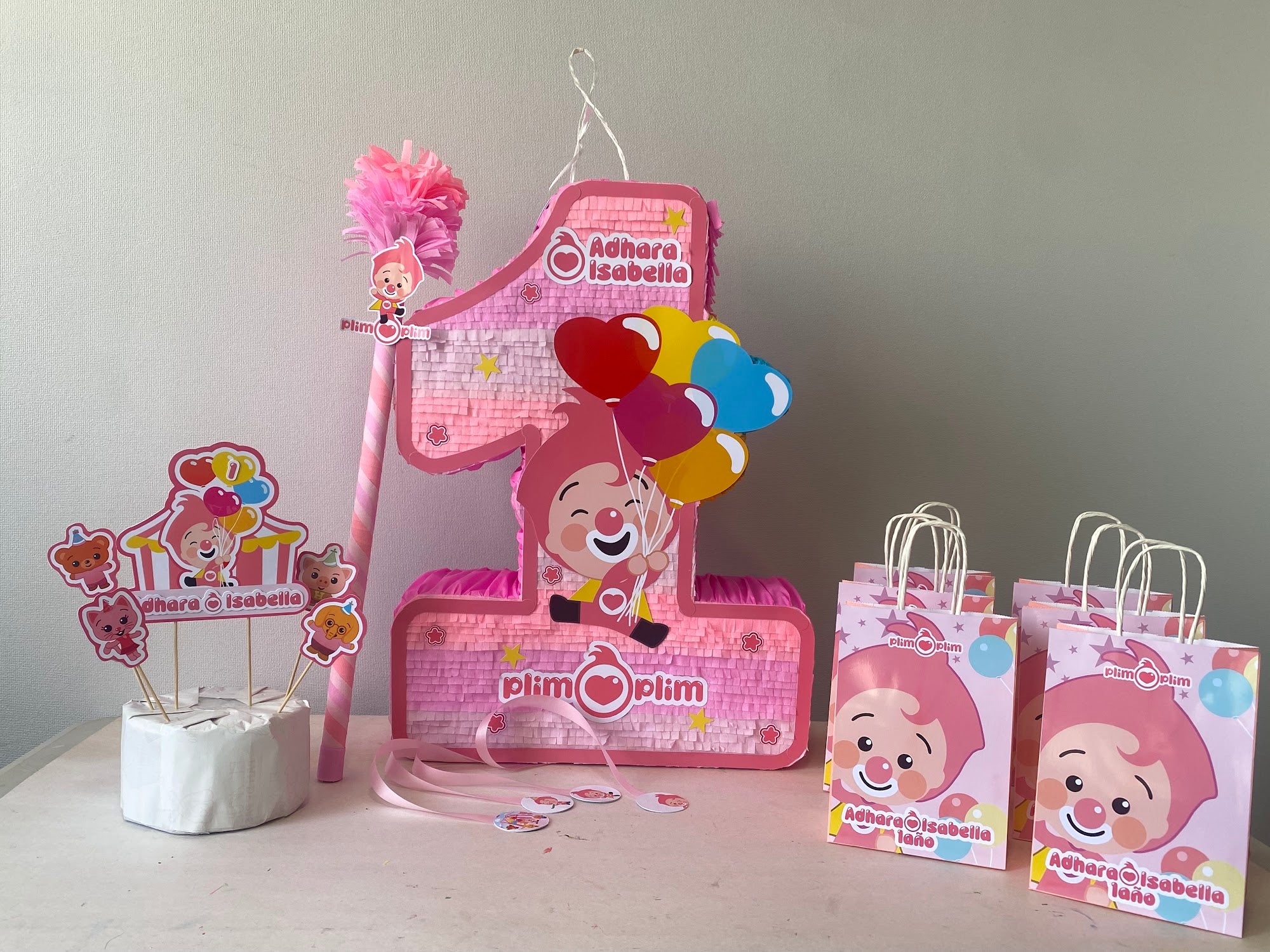 PIÑATA PLIM PLIM ROSADO NUMERO 1 60CM PREMIUM