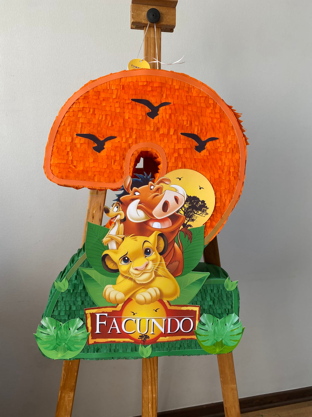 PIÑATA NÚMERO 2 EL REY LEÓN 60CM PREMIUM