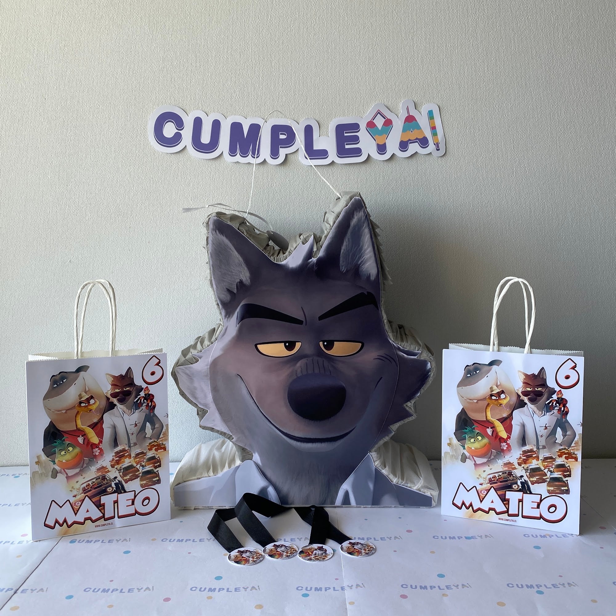 PIÑATA 40 CM SR LOBO