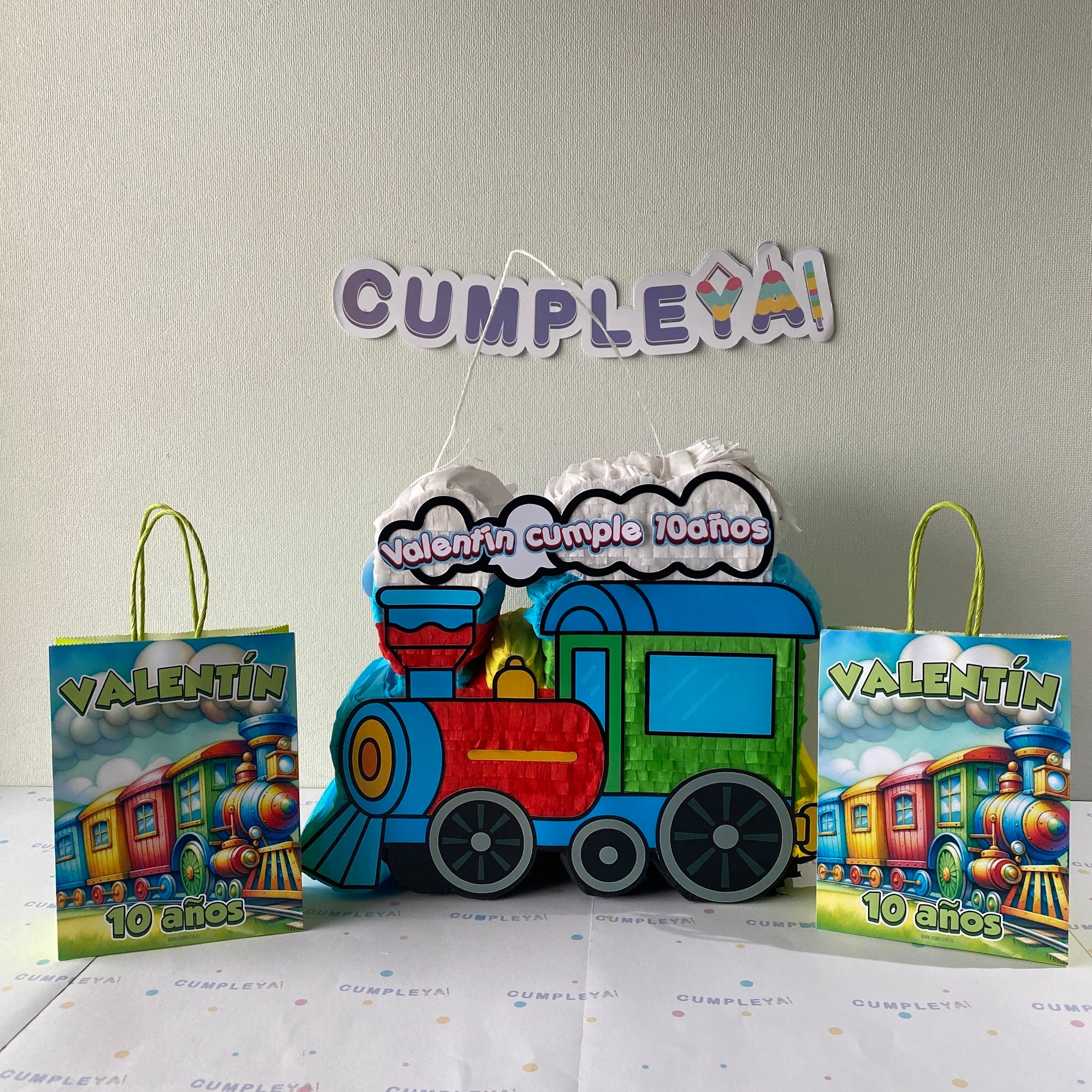 PIÑATA TREN AZUL VERDE Y ROJO 40CM PREMIUM