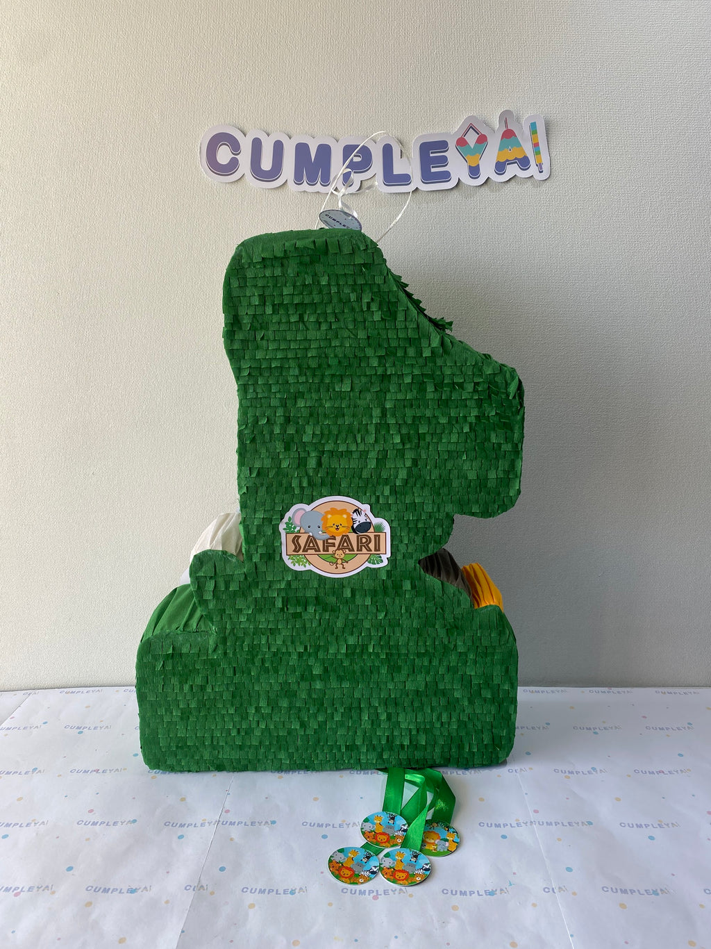 PIÑATA NUMERO 1 CON JEEP SAFARI 60CM PREMIUM