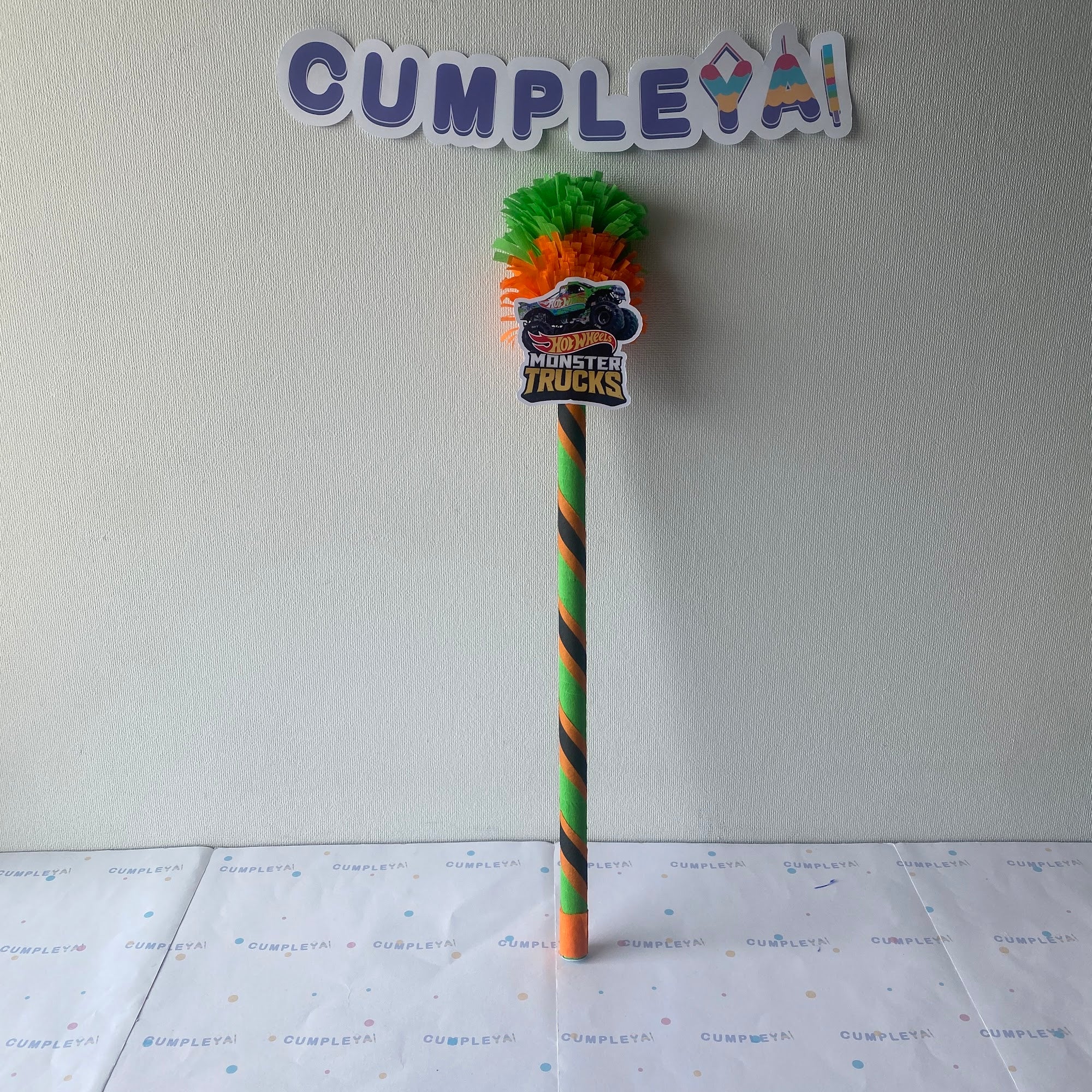 BASTÓN MONSTER TRUCK VERDE TEMÁTICO PARA PIÑATA