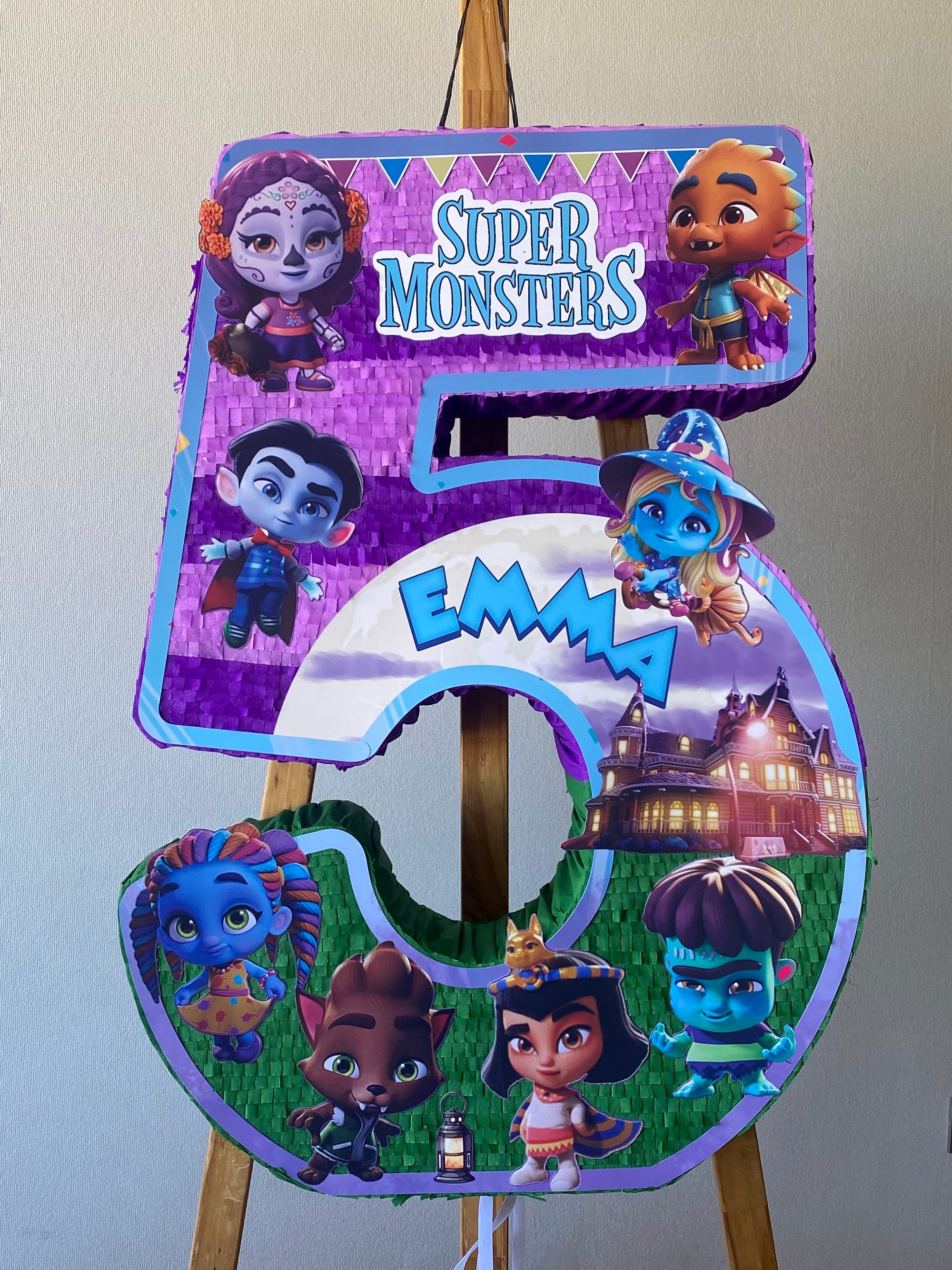 PIÑATA NUMERO 5 SUPERMONSTRUOS 60CM PREMIUM