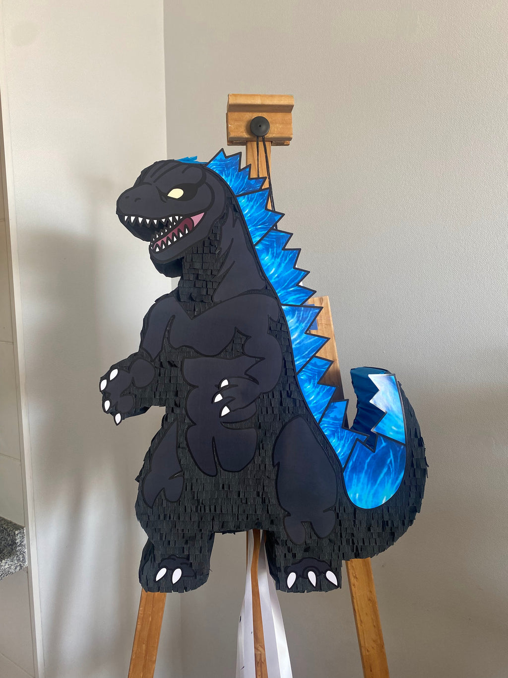 PIÑATA GODZILLA 60CM PREMIUM