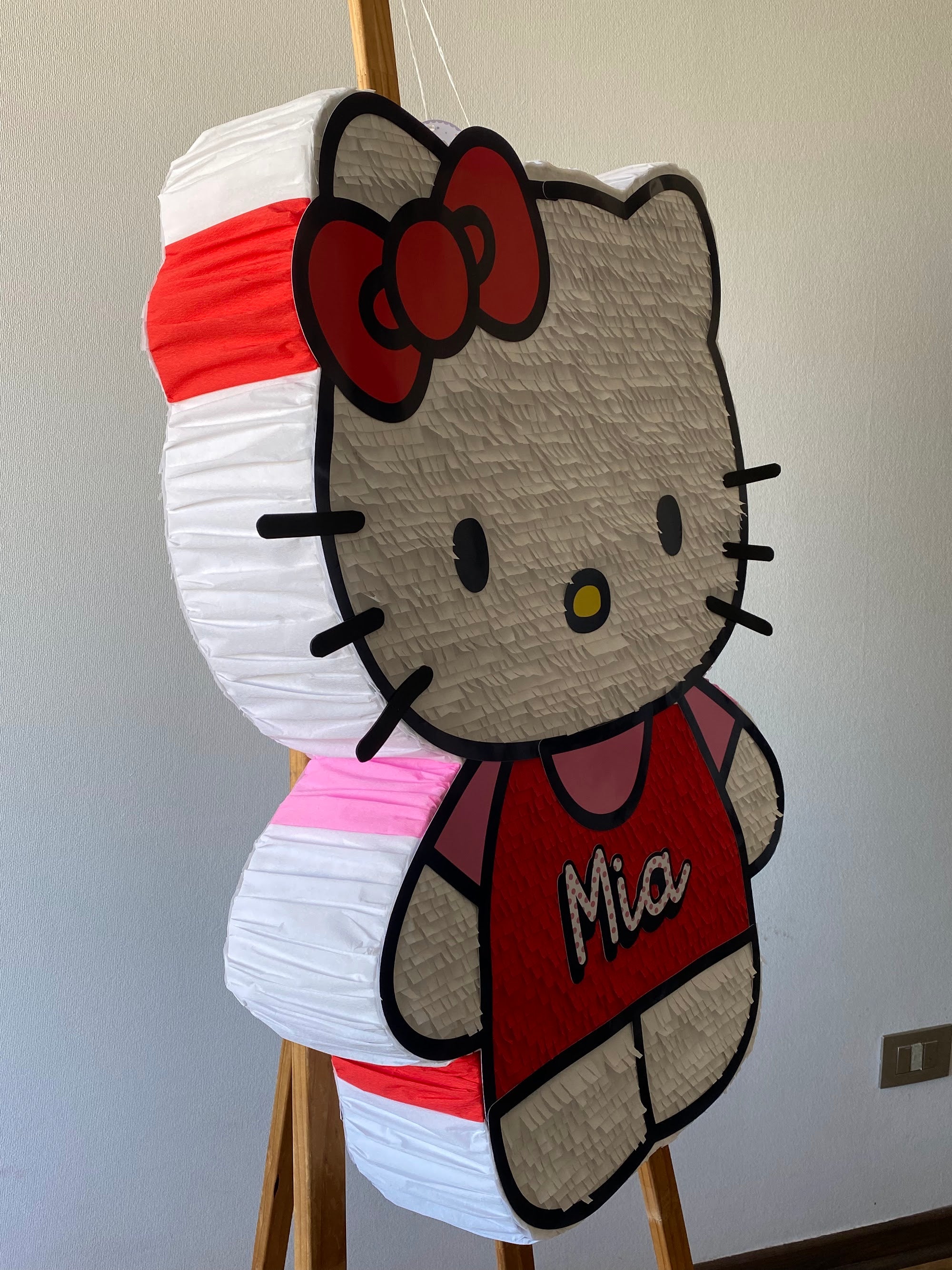 PIÑATA HELLO KITTY ROJO 60CM PREMIUM