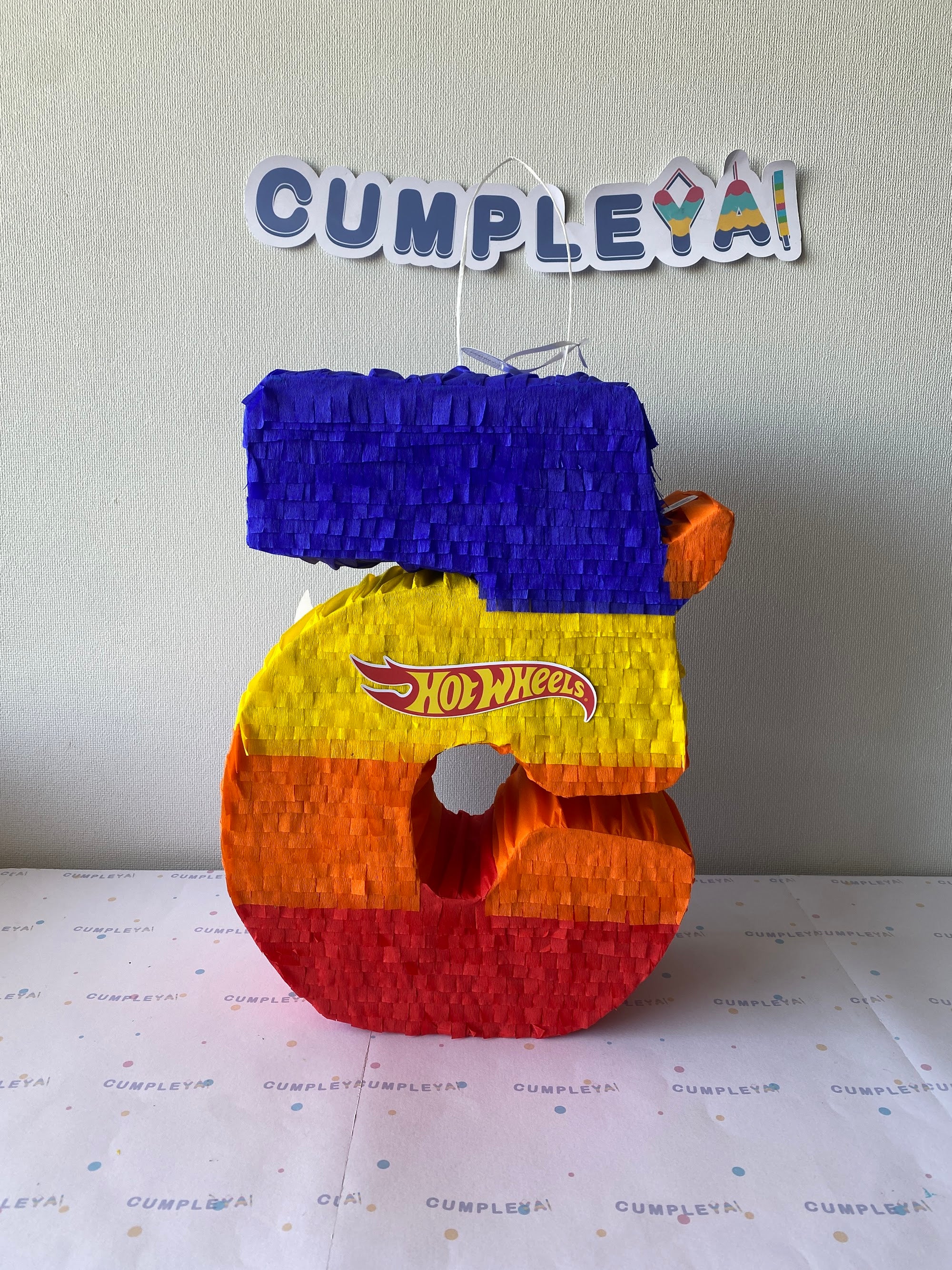PIÑATA NUMERO 5 HOT WHEELS 40CM PREMIUM