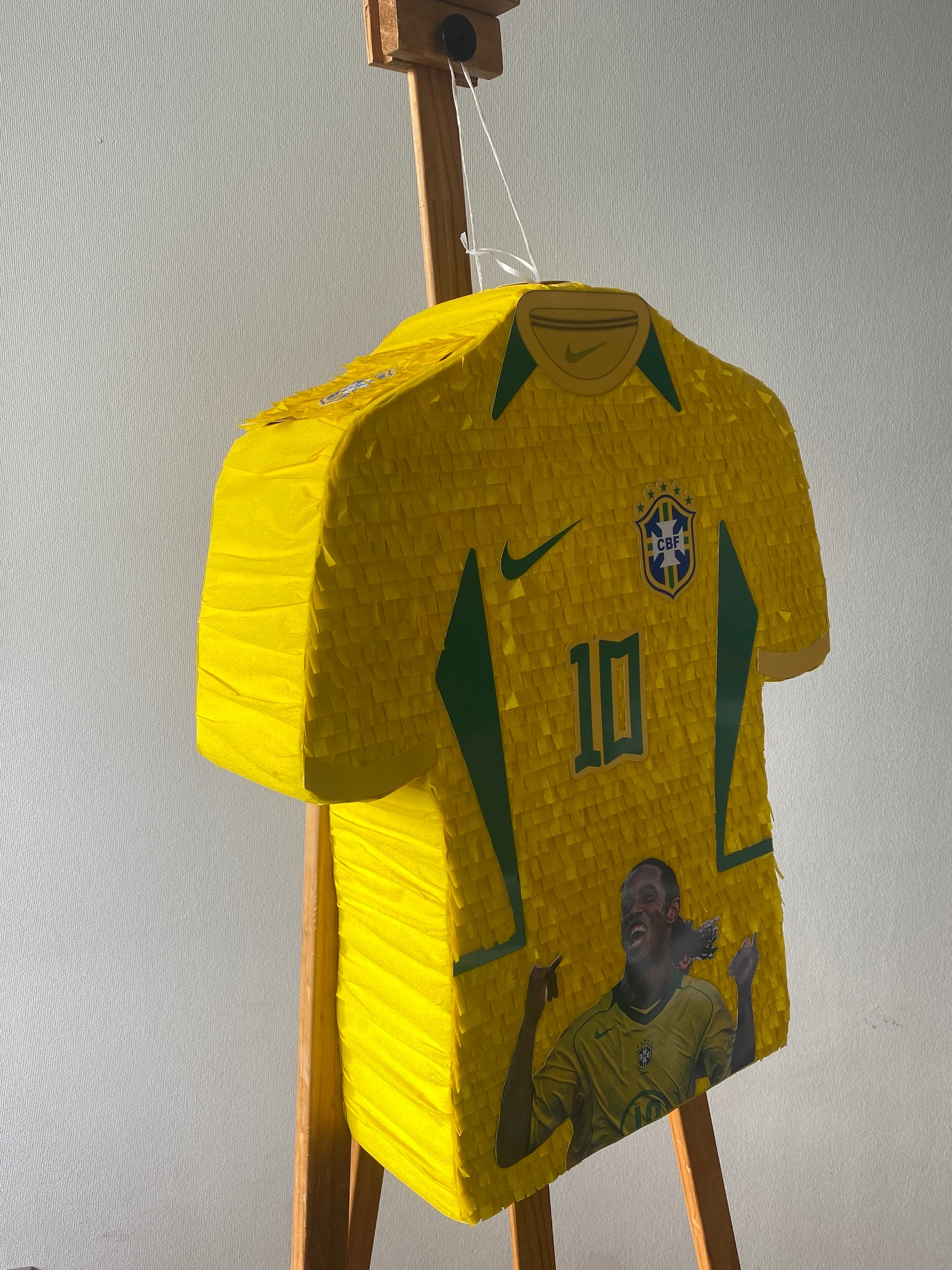 PIÑATA CAMISA BRASIL RONALDINHO 60CM PREMIUM