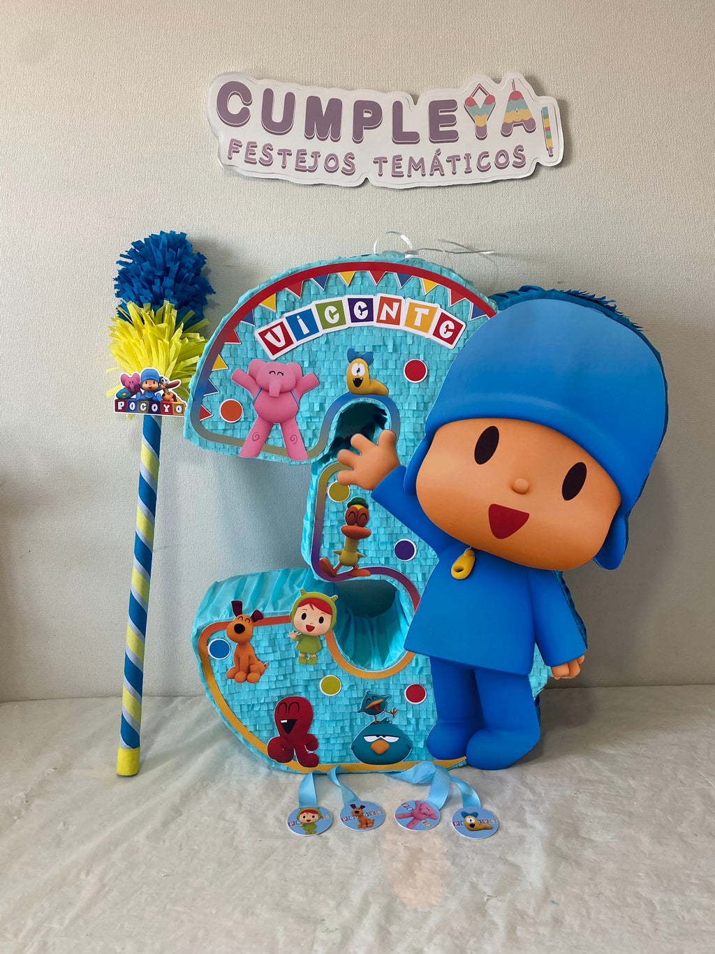 PIÑATA POCOYO NÚMERO 3 60CM PREMIUM