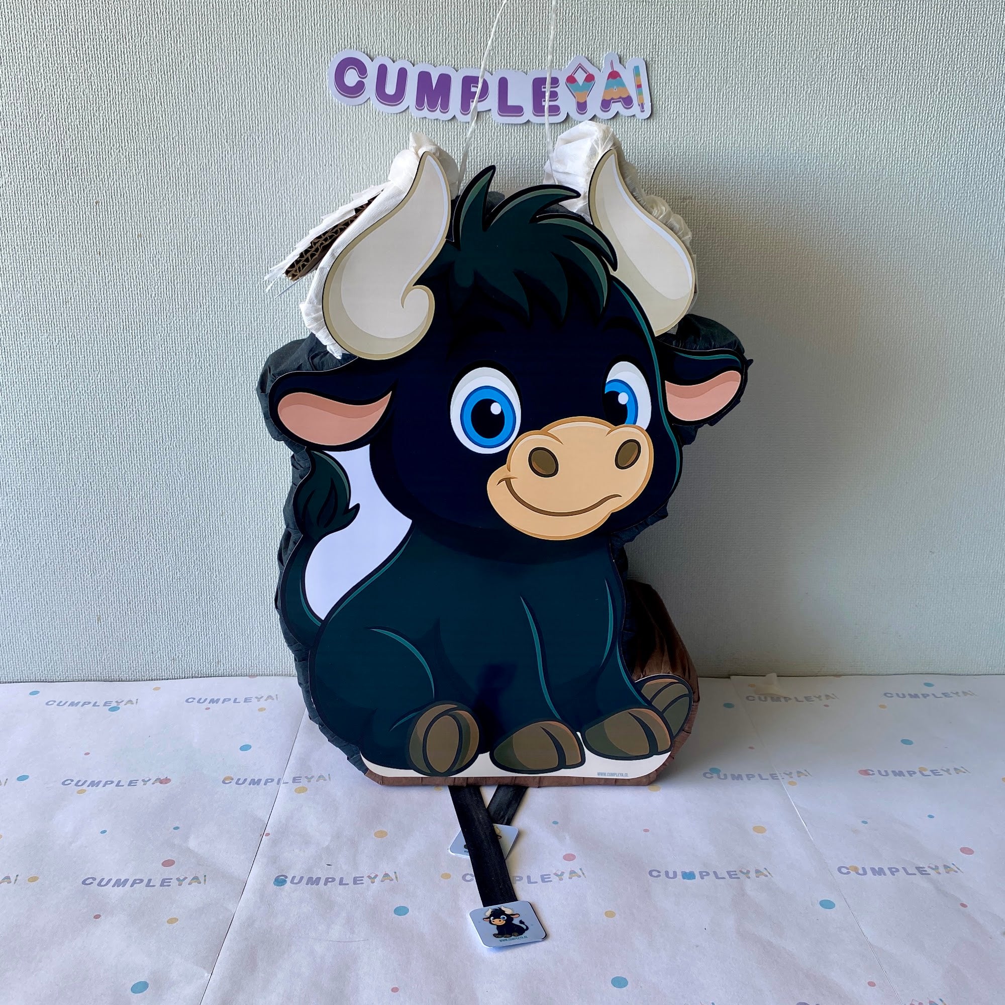 PIÑATA 40 CM TORO NEGRO