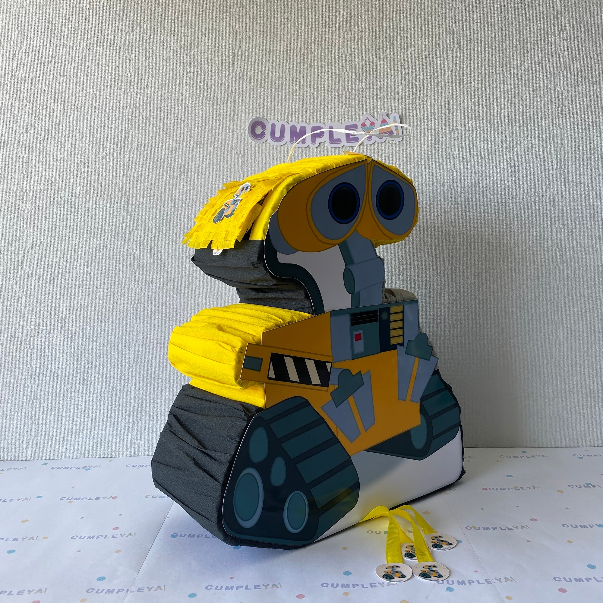PIÑATA 40 CM WALL·E
