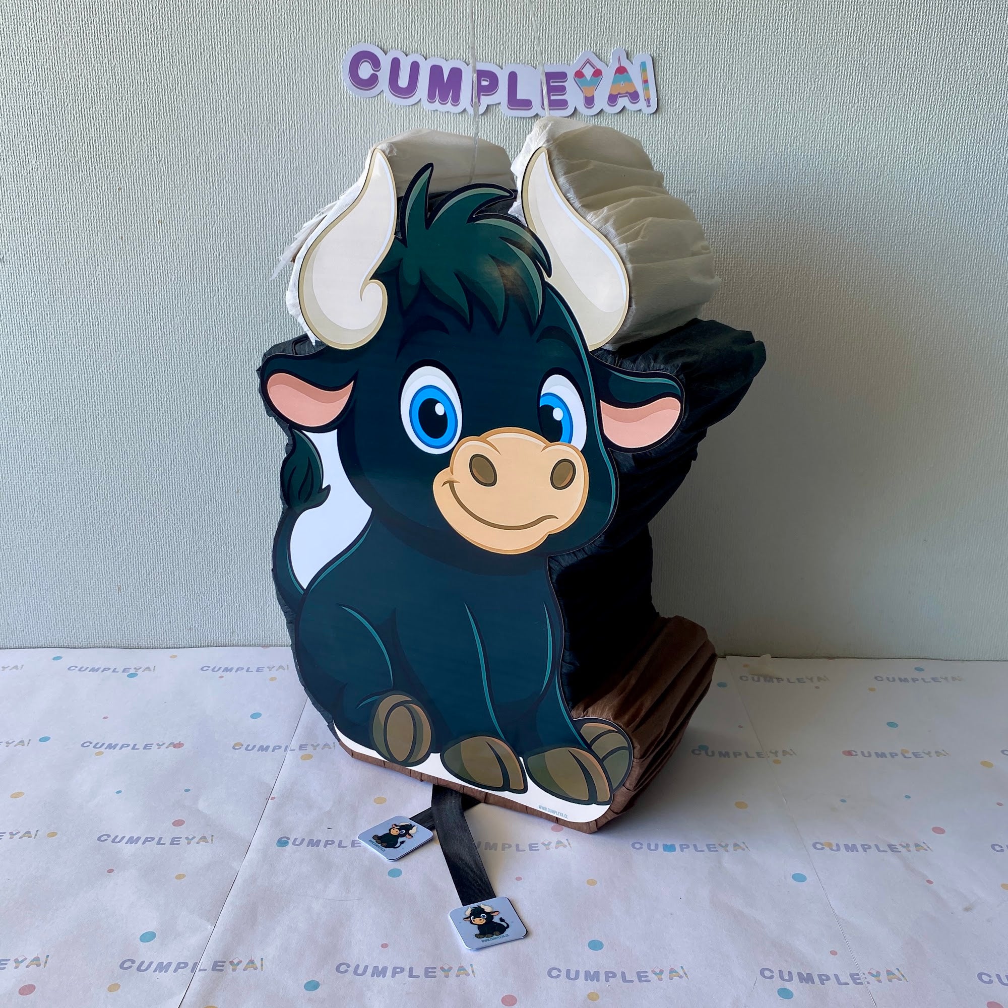 PIÑATA 40 CM TORO NEGRO