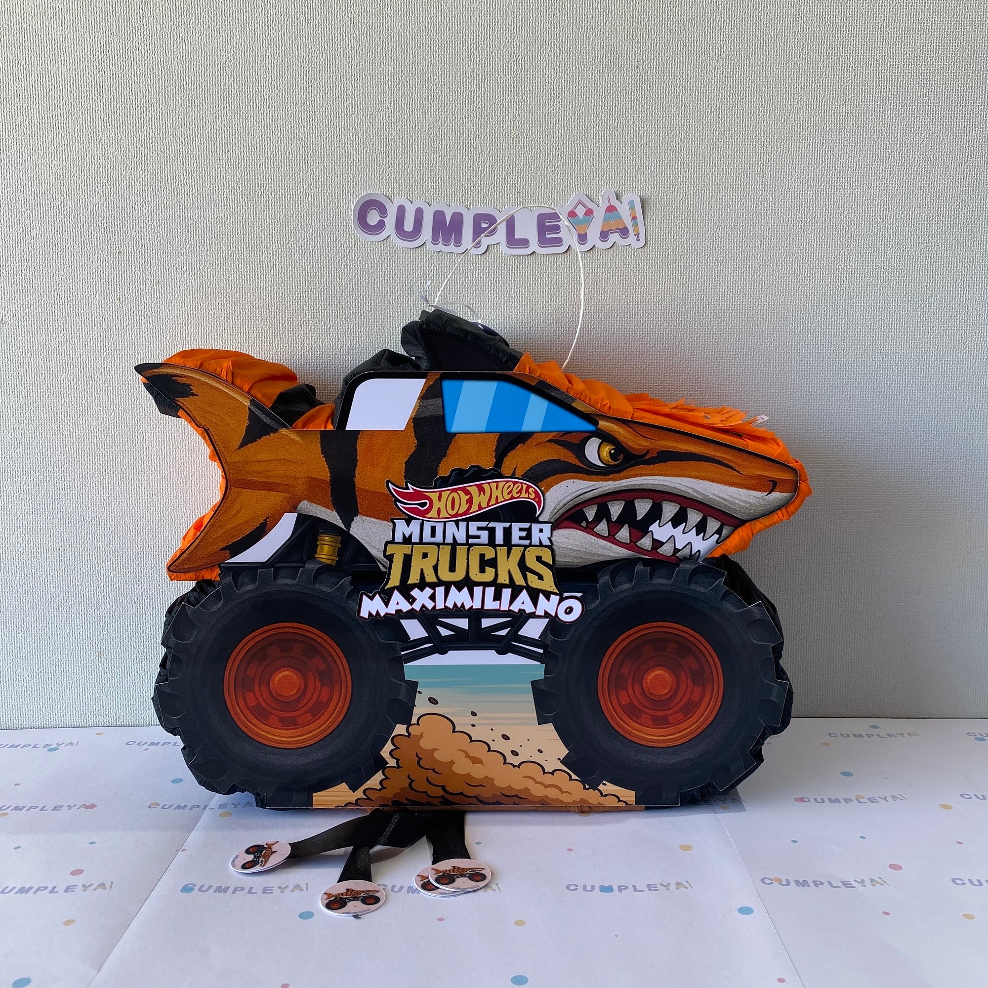 PIÑATA 40 CM TIBURON TIGRE