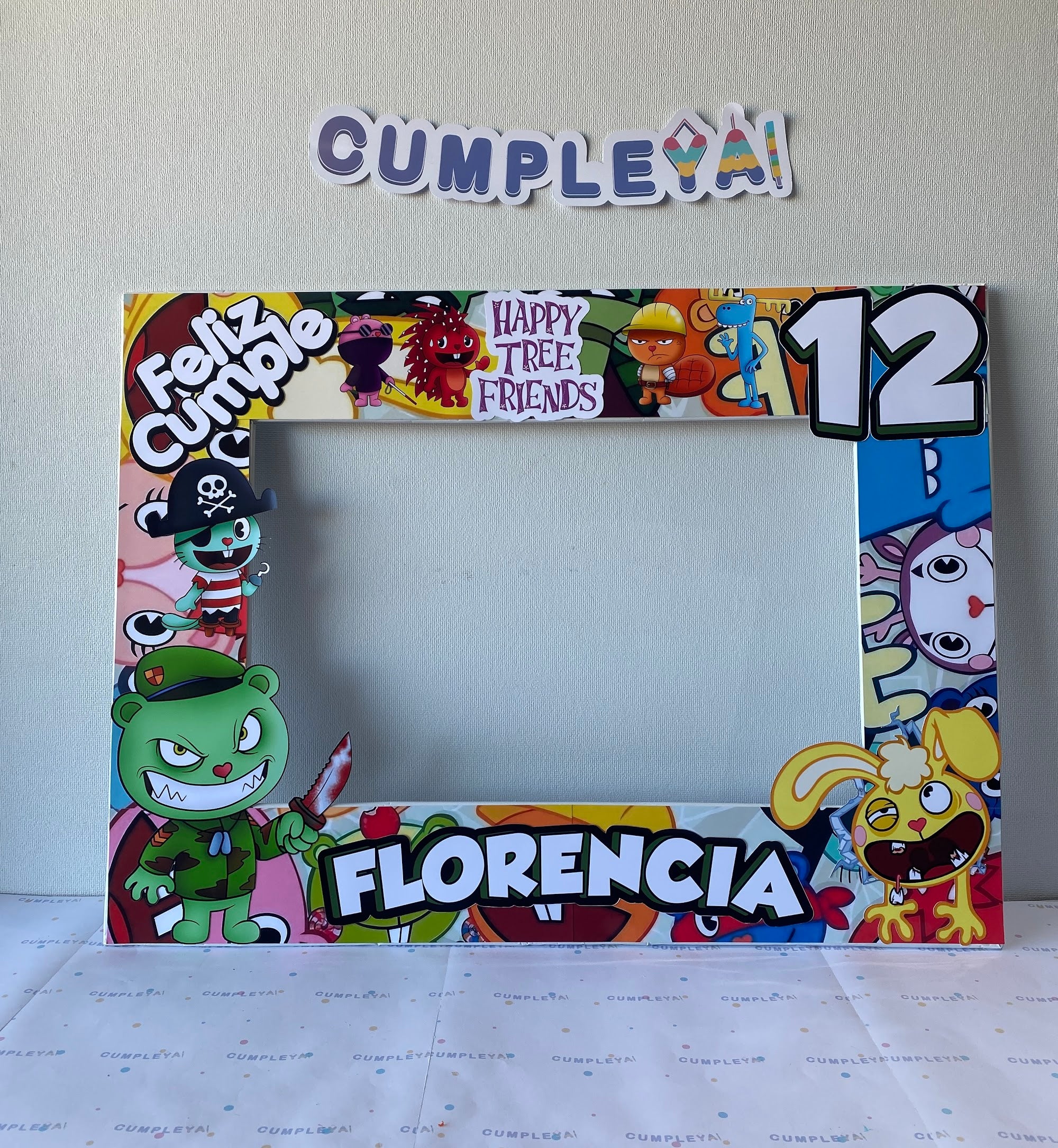 CUADRO SELFIE HAPPY TREE FRIENDS 77X55CM