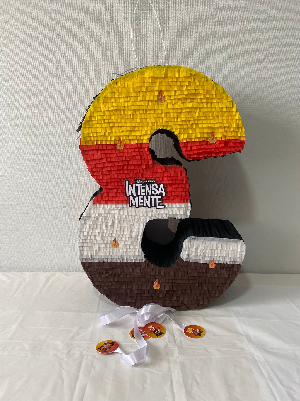 PIÑATA NUMERO 3 FURIA DE INTENSAMENTE 60CM PREMIUM