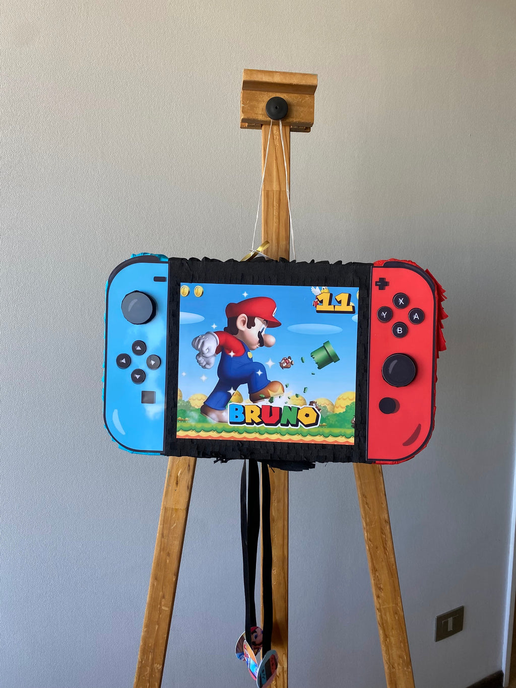PIÑATA NINTENDO SWITCH 40CM PREMIUM