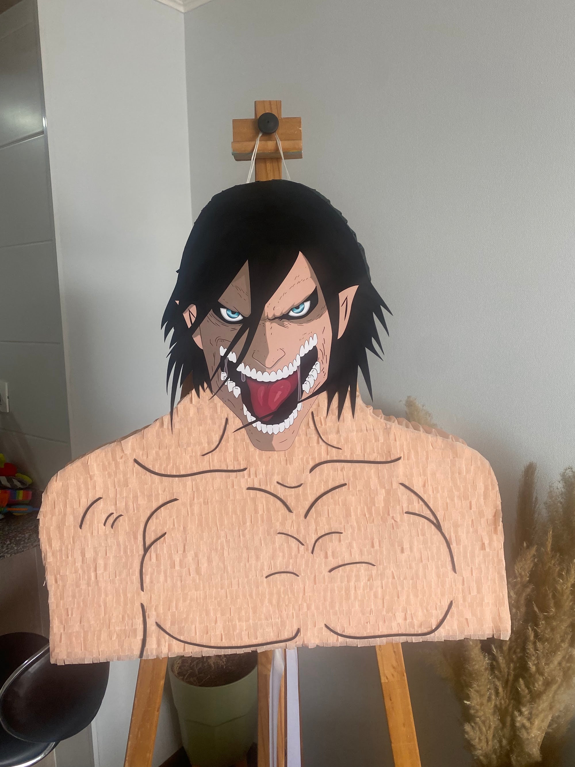 PIÑATA EREN YEAGER 60CM PREMIUM