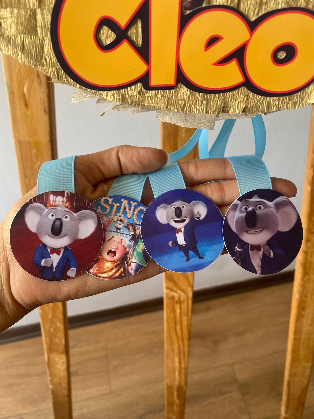 PIÑATA KOALA DE SING 40CM PREMIUM