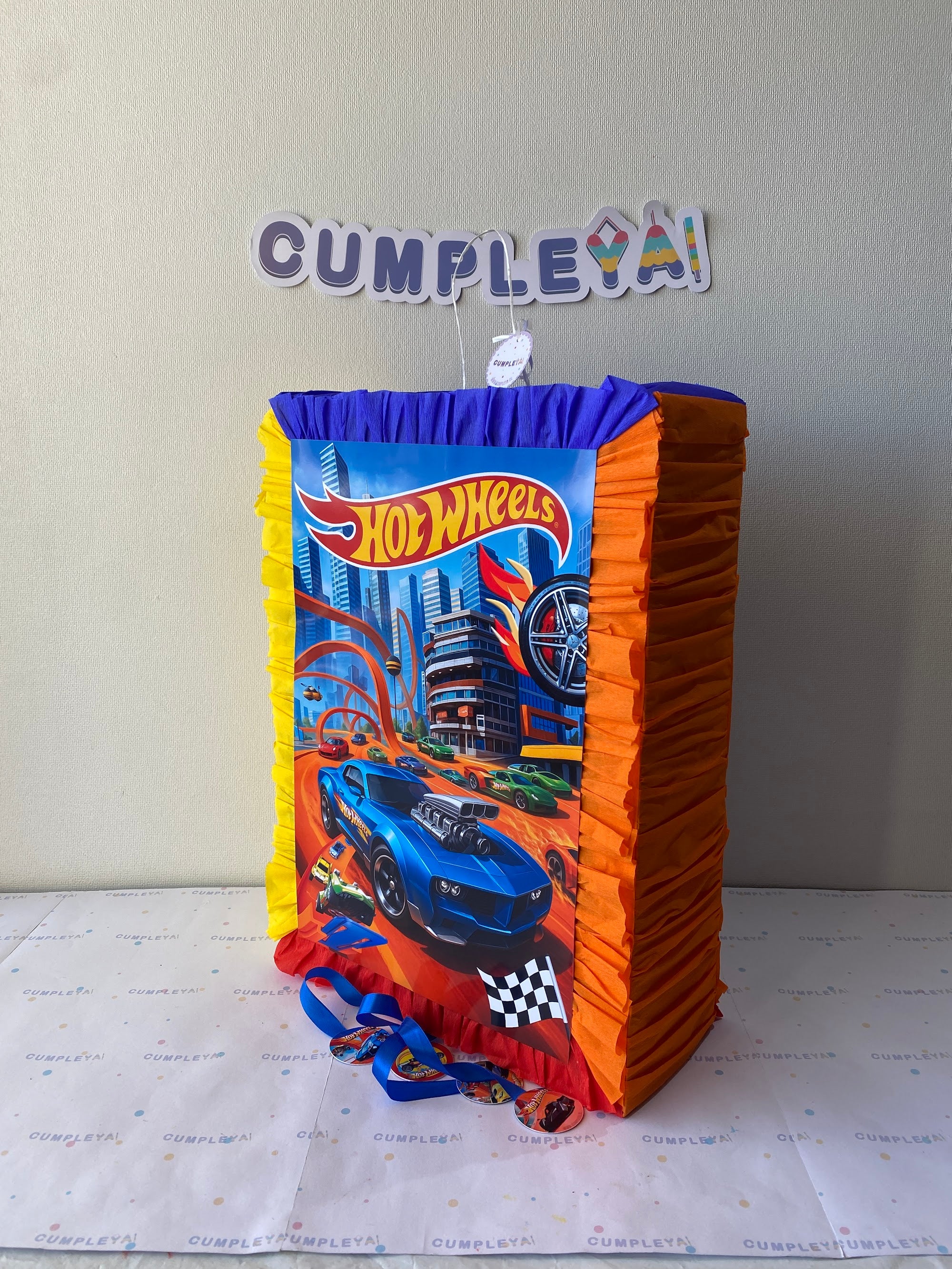 PIÑATA HOT WHEELS RECTANGULAR EXPRÉS 50CM