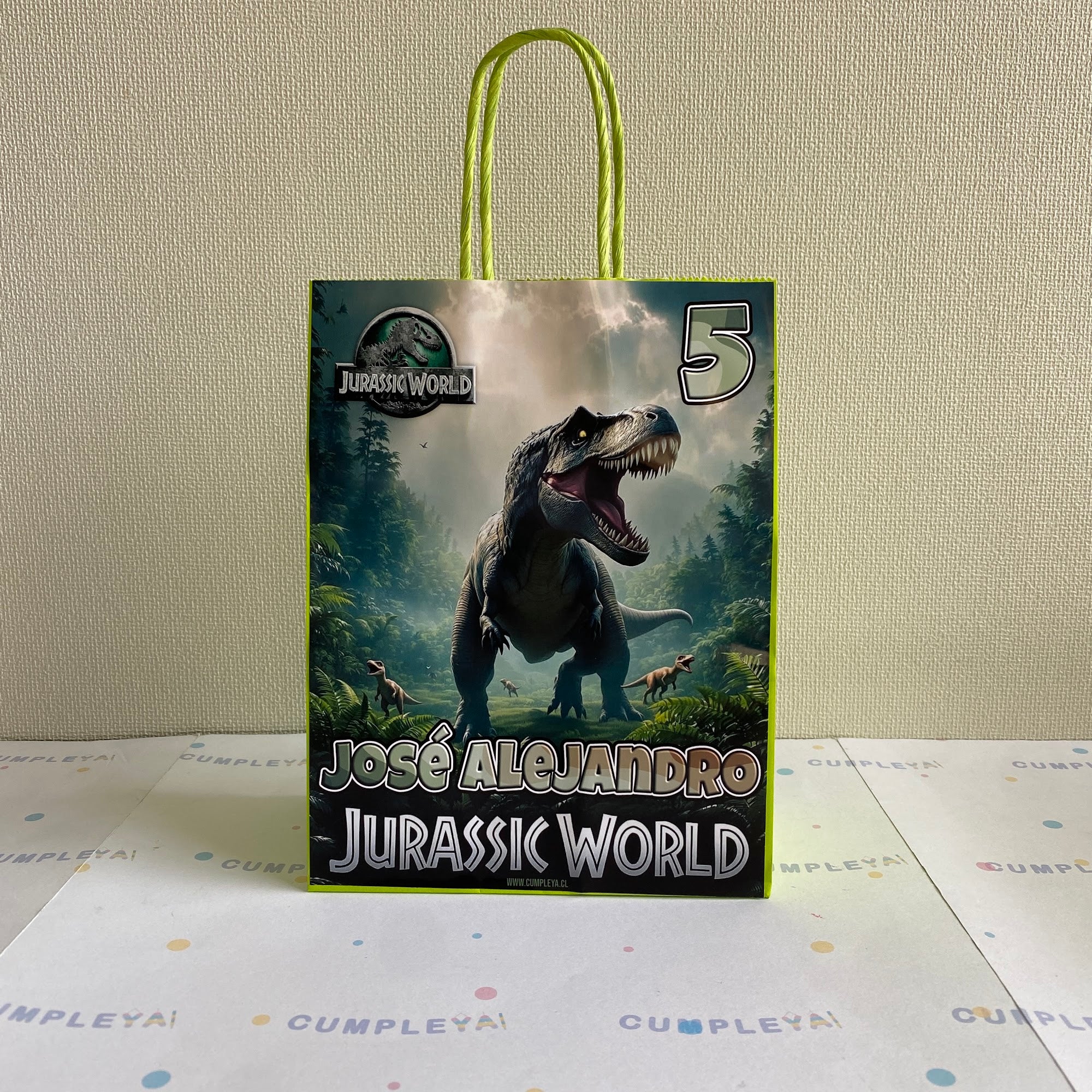 BOLSA SORPRESA 16 × 21 × 8 CM JURASSIC WORLD