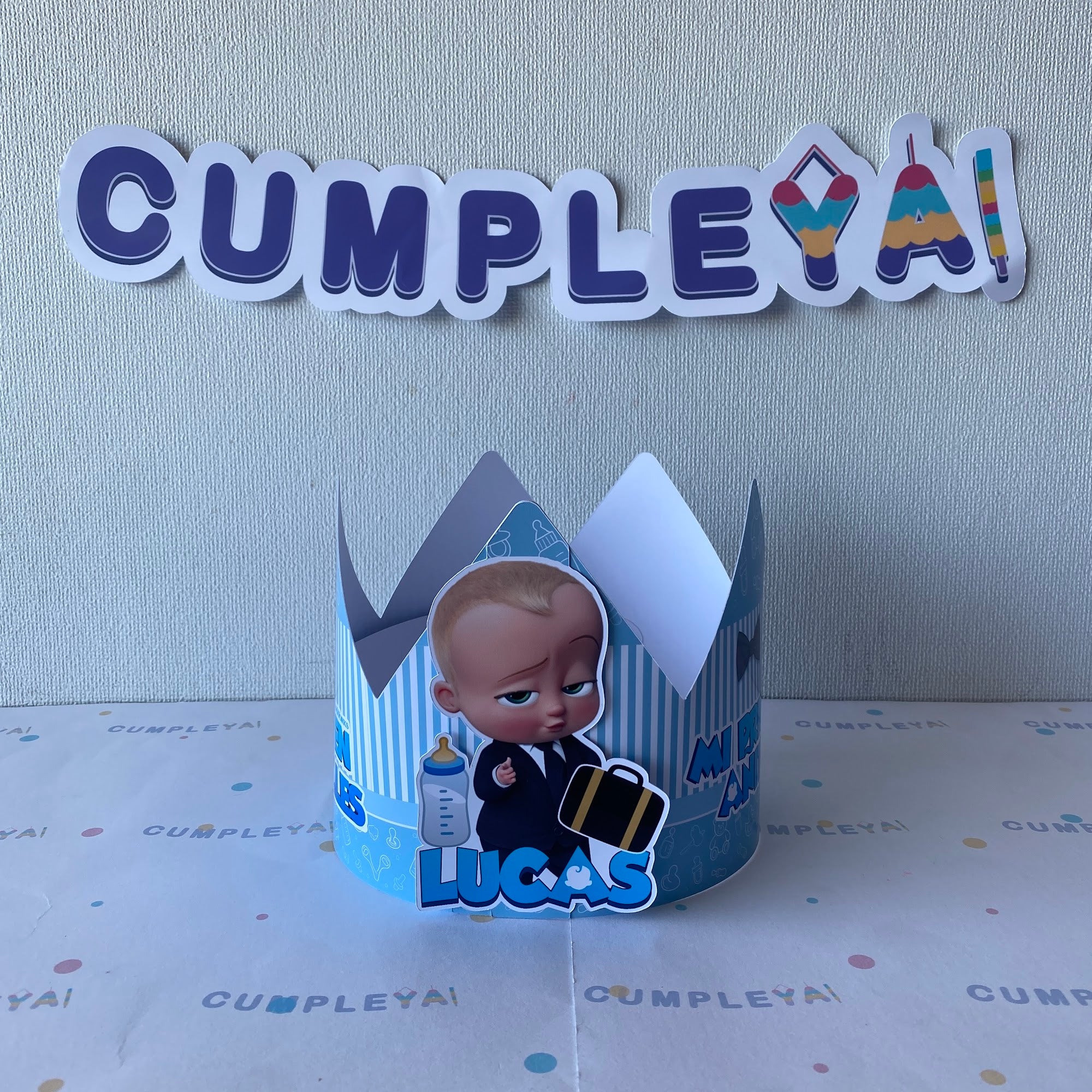 CORONA JEFE EN PAÑALES 62X14CM