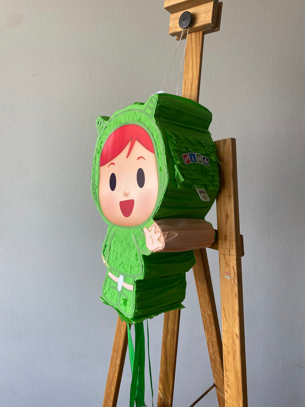PIÑATA NINA DE POCOYO 40CM PREMIUM