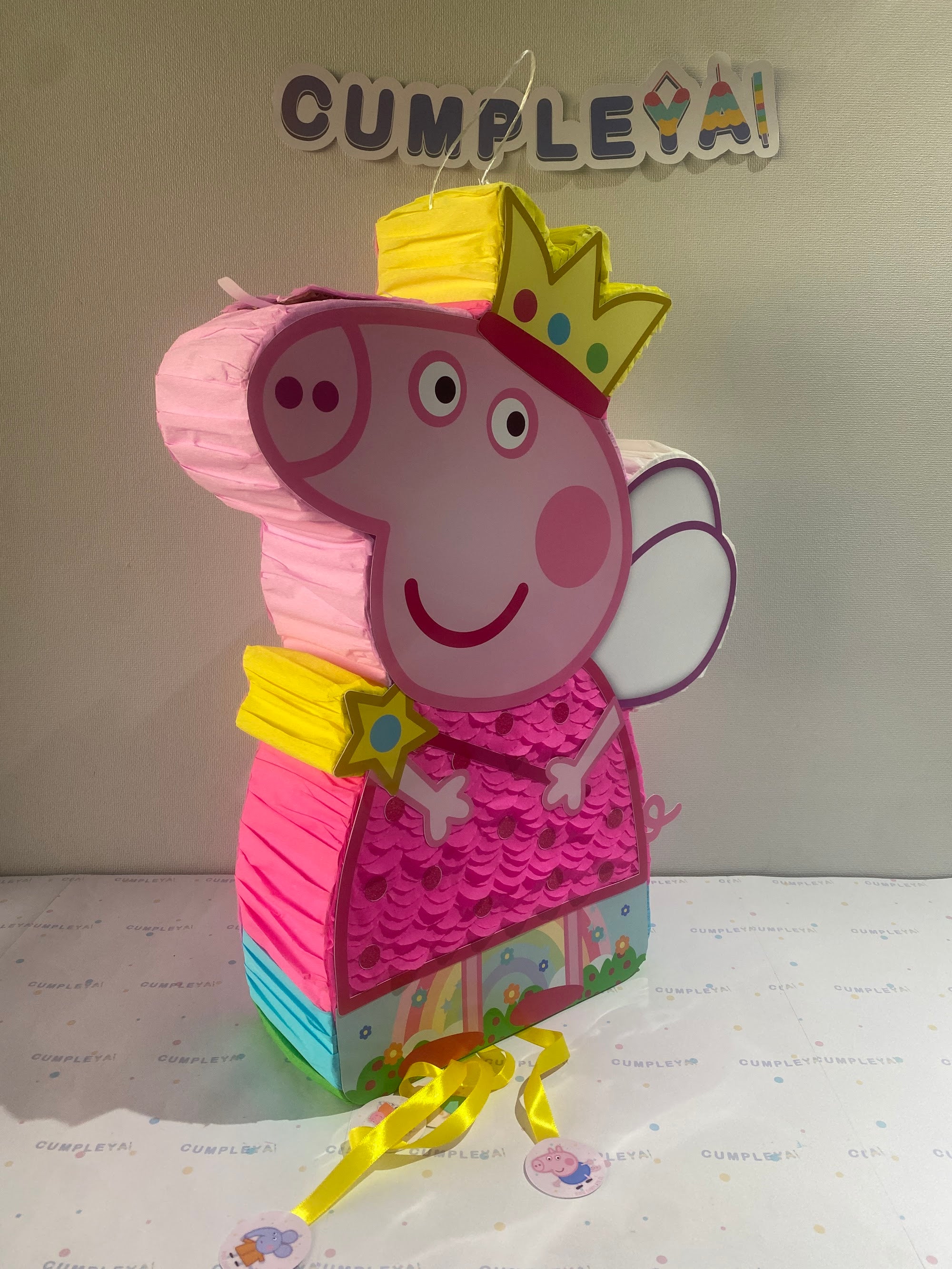 PIÑATA PEPPA PIG 60CM PREMIUM