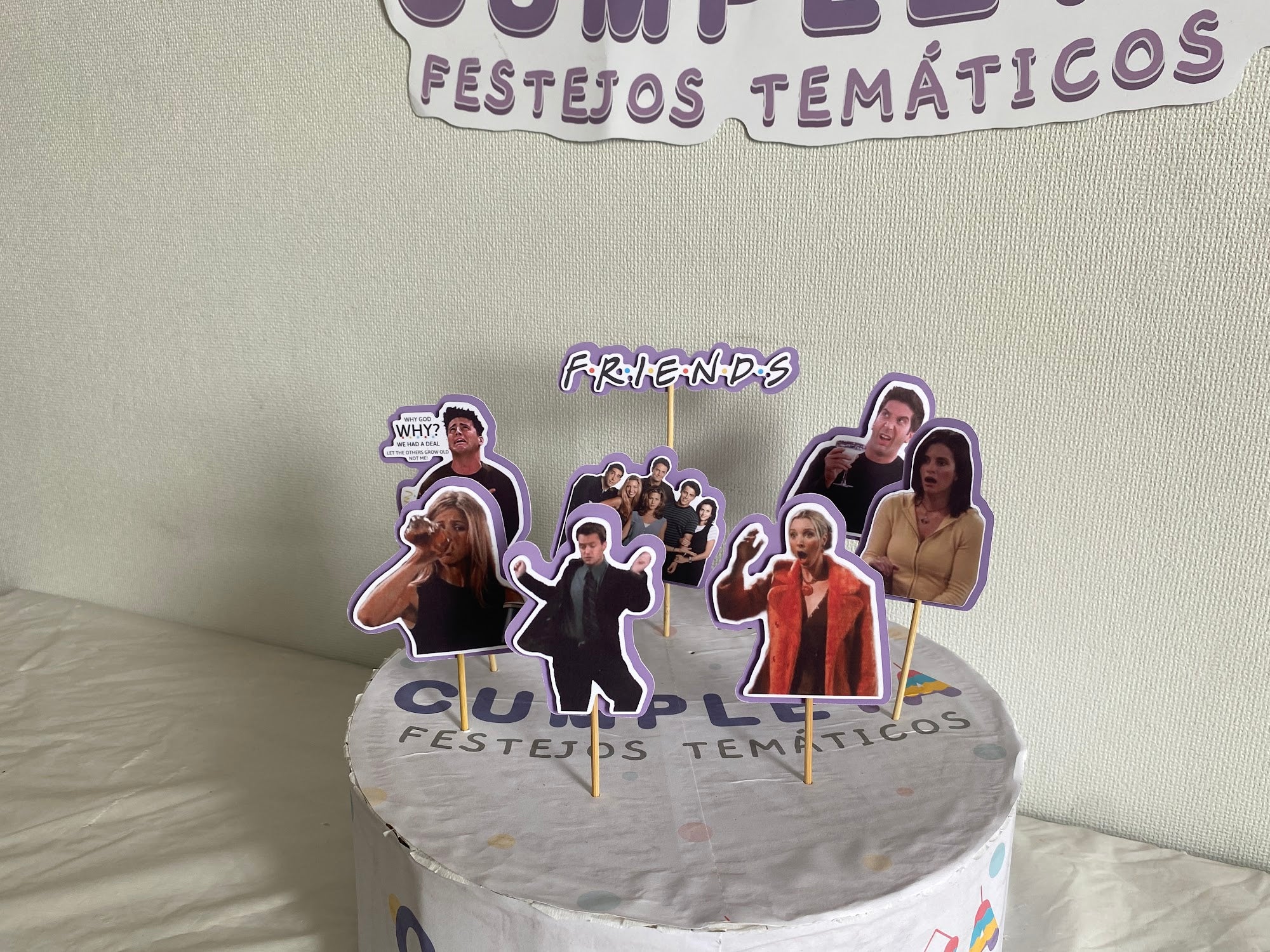 TOPPER FRIENDS 6CM SET 8U