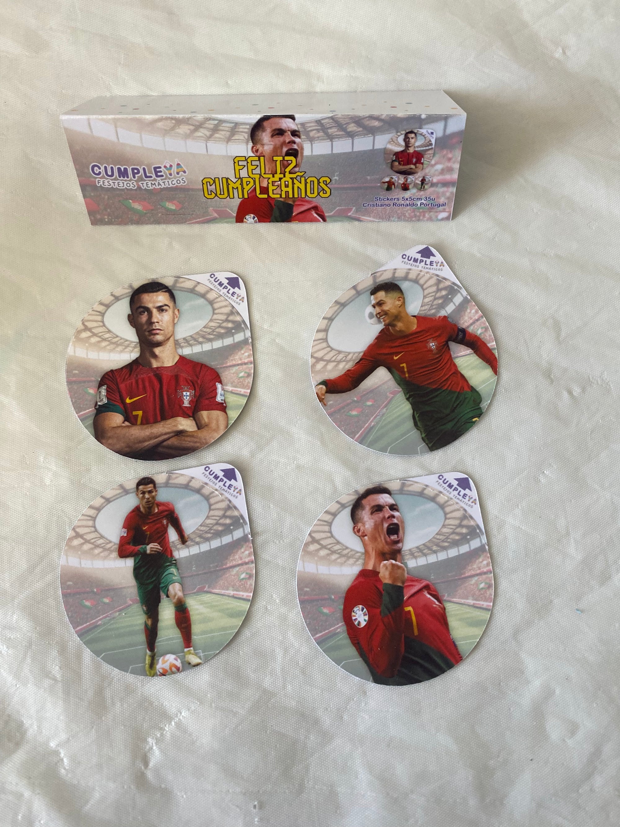 STICKER CRISTIANO RONALDO PORTUGAL CIRCULARES 5X5CM 30U TEMÁTICO
