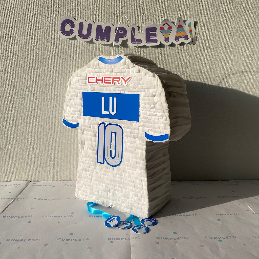 PIÑATA CAMISETA UNIVERSIDAD CATÓLICA 40CM PREMIUM