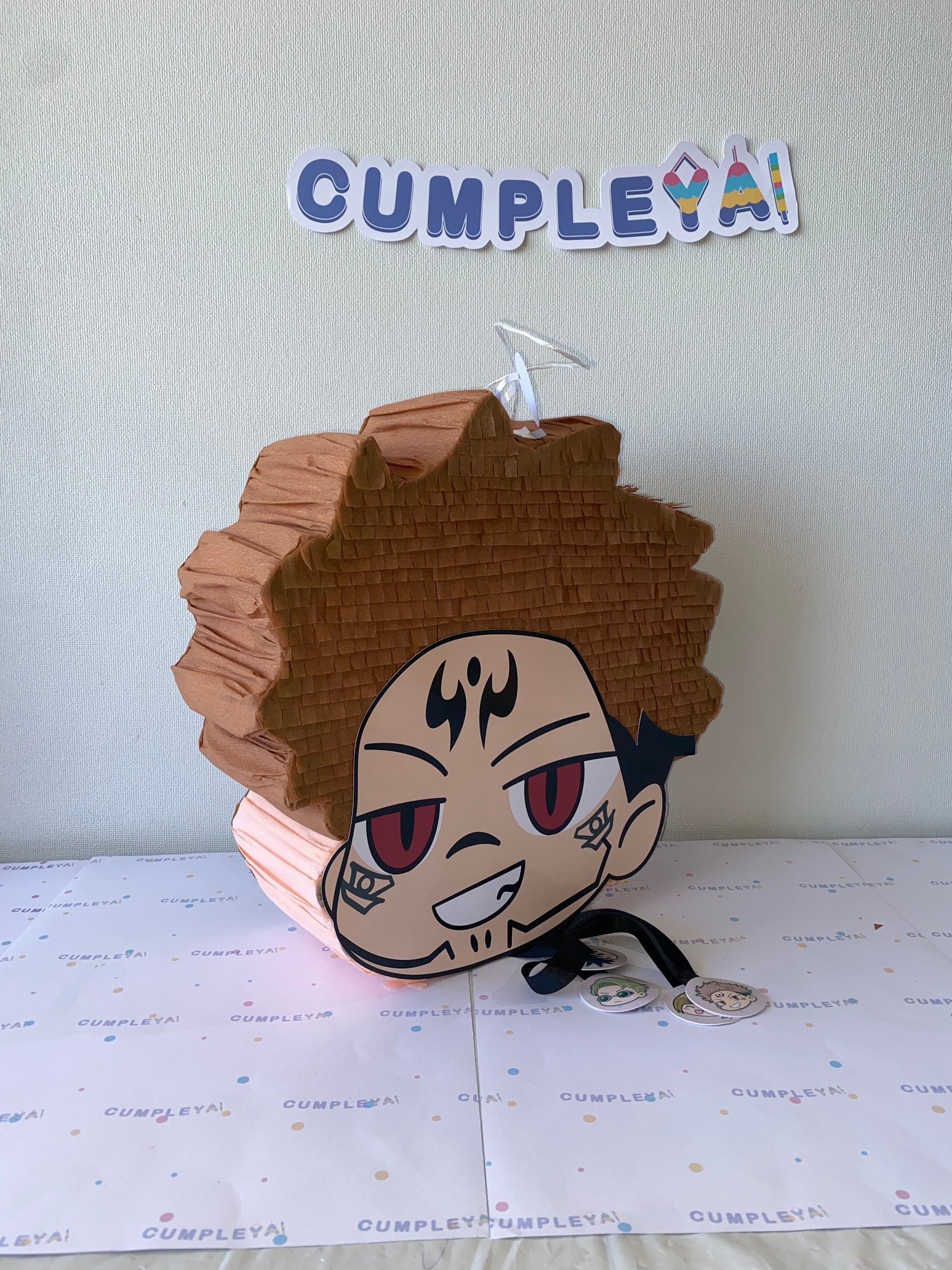PIÑATA JUJUTSU KAISEN 40CM PREMIUM