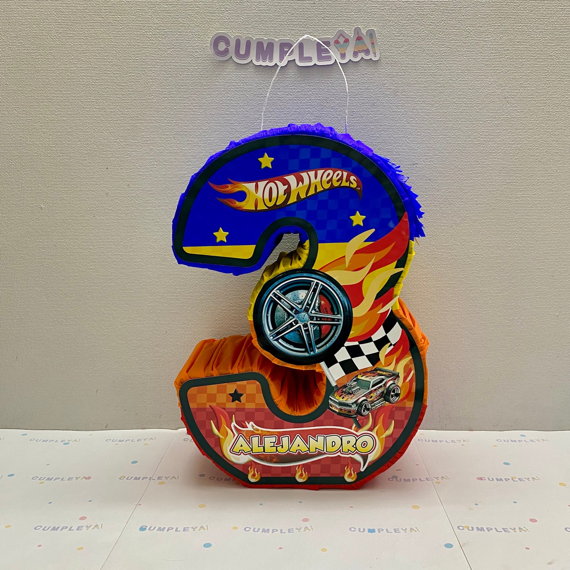 PIÑATA 40 CM HOT WHEELS NUMEROS 3