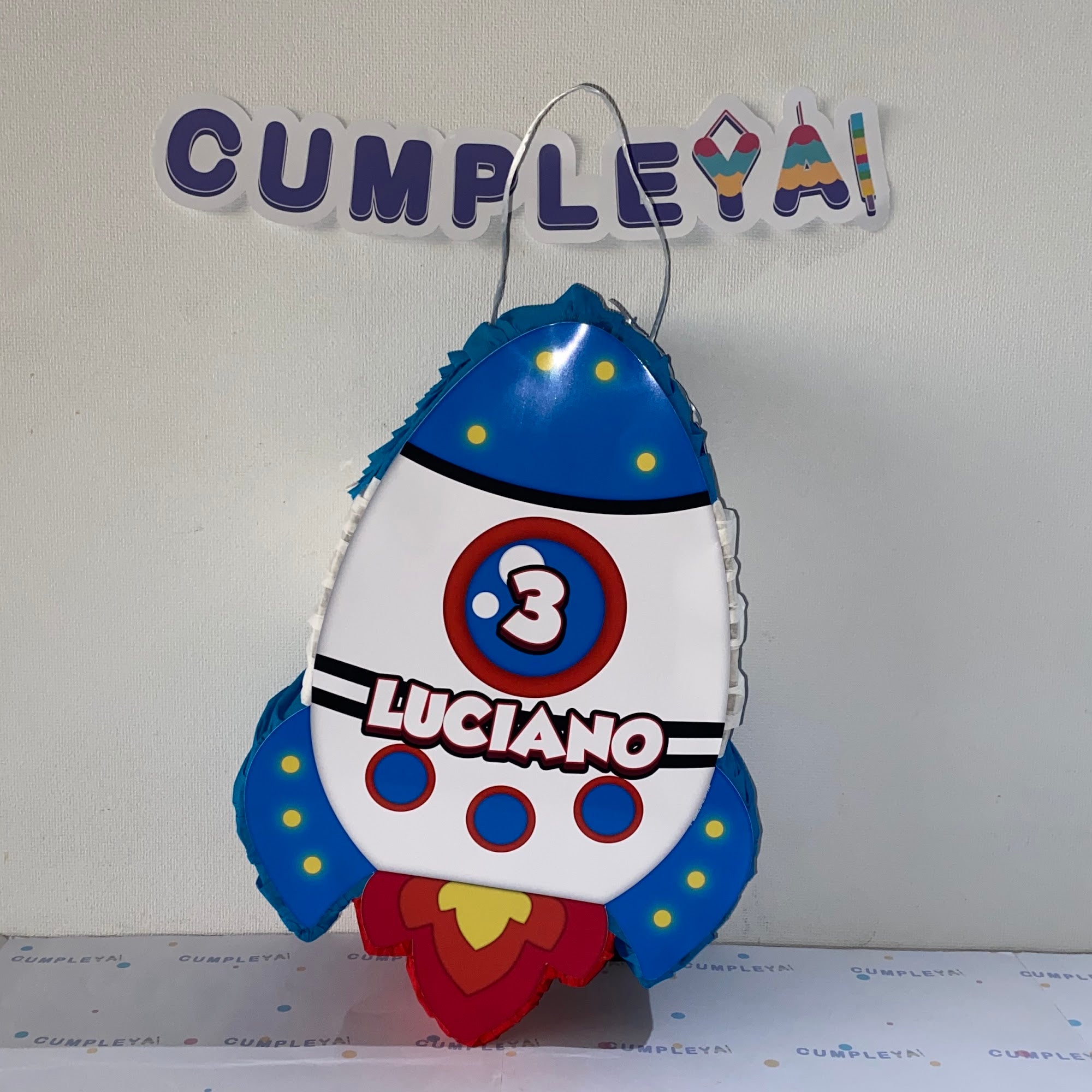 PIÑATA 40 CM COHETE ESPACIAL AZUL