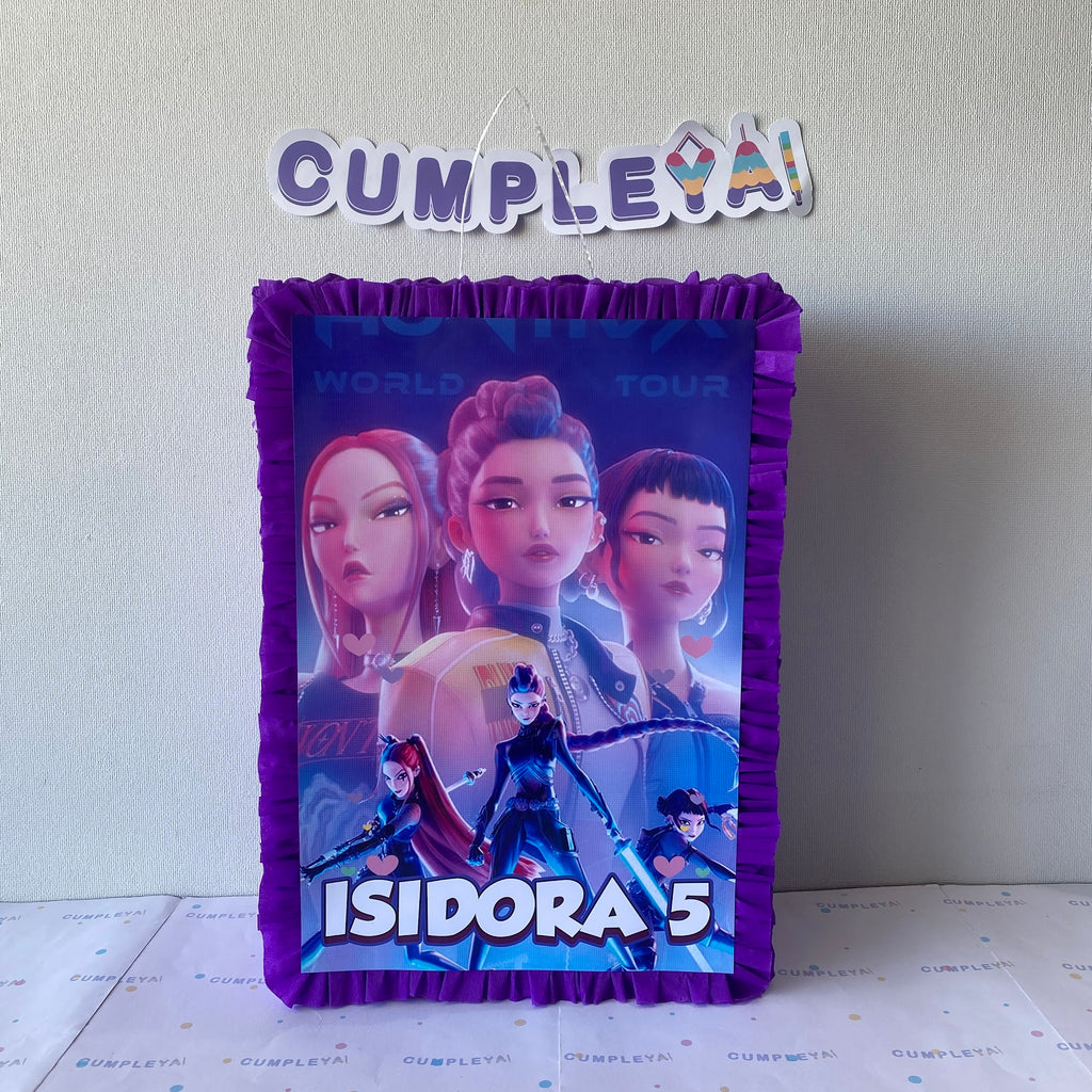 PIÑATA LAS GUERRERAS K-POP RECTANGULAR EXPRÉS 50CM