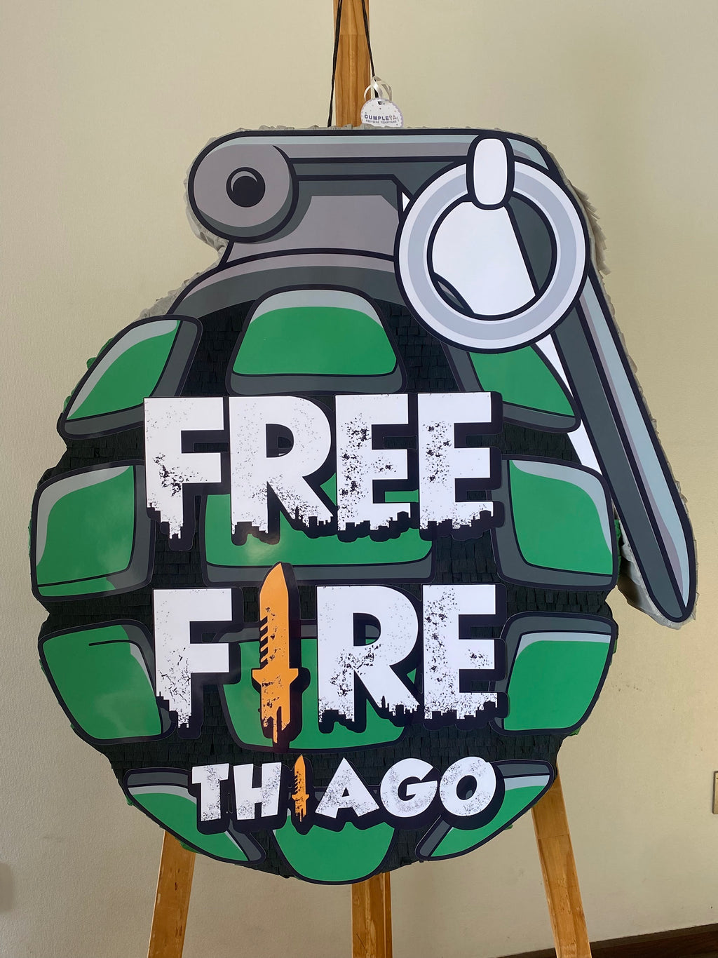 PIÑATA GRANADA FREE FIRE 60CM PREMIUM