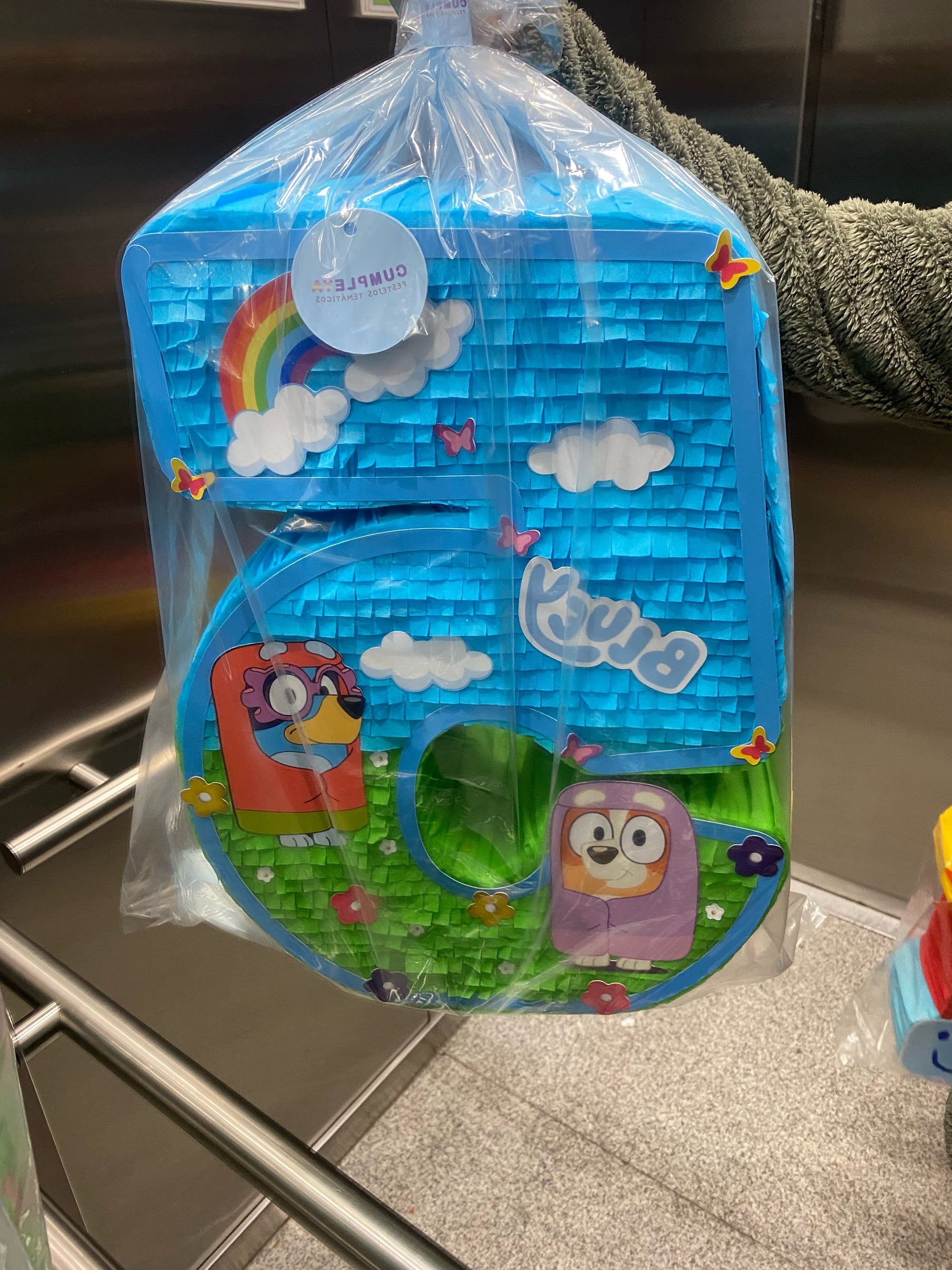 PIÑATA NÚMERO 5 BLUEY ABUELITAS 40CM PREMIUM