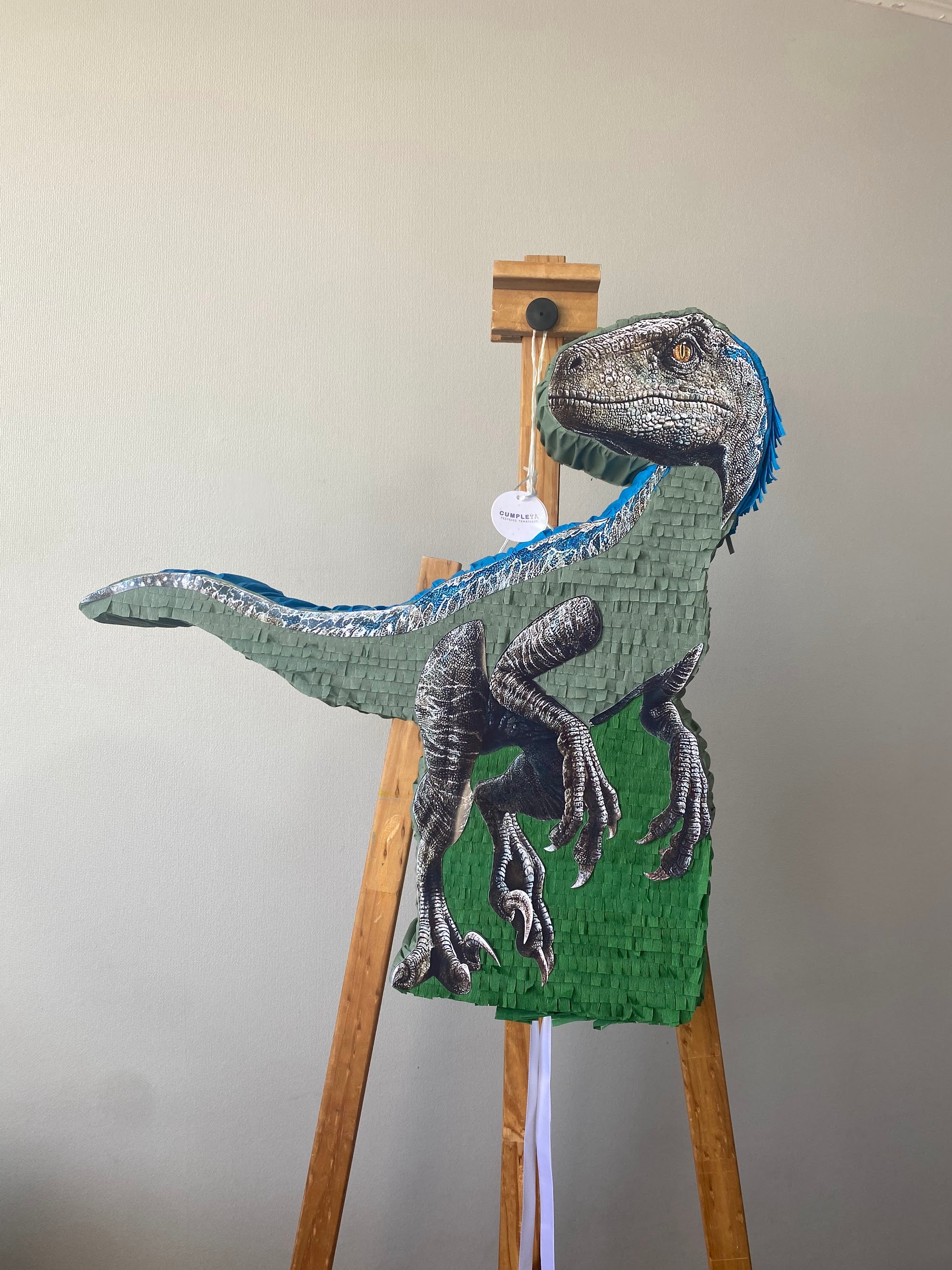 PIÑATA BLUE THE VELOCIRAPTOR DE JURASSIC WORLD 60CM PREMIUM