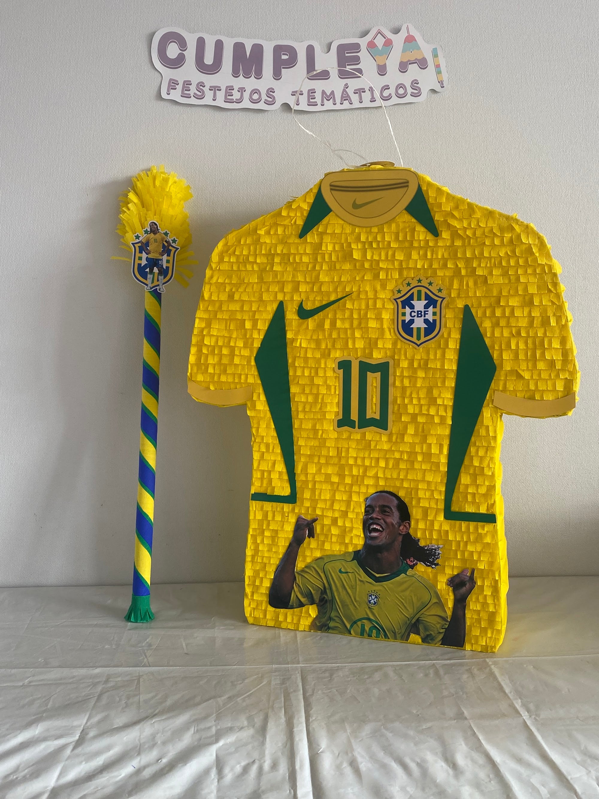 PIÑATA CAMISA BRASIL RONALDINHO 60CM PREMIUM