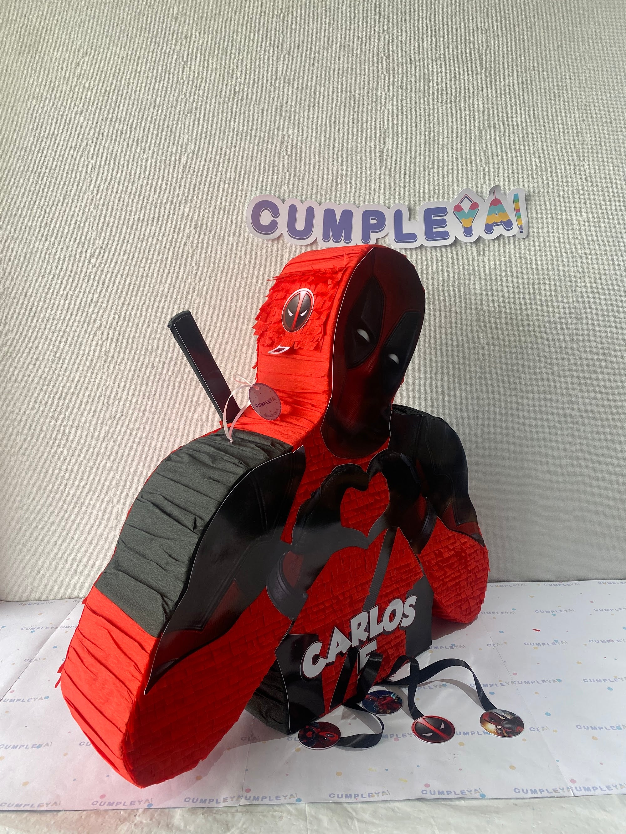 PIÑATA DEADPOOL 60CM PREMIUM