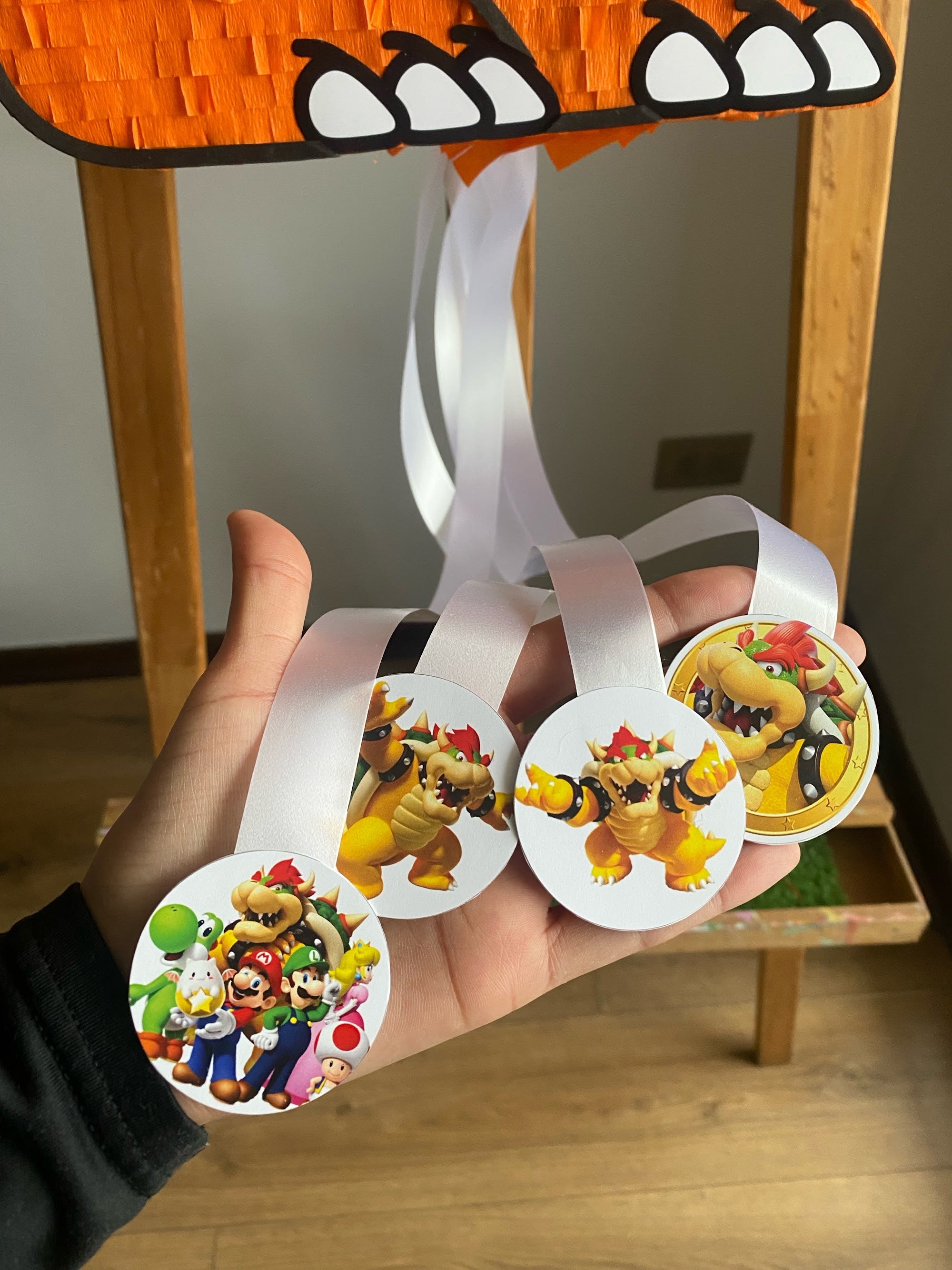 PIÑATA BOWSER DE MARIO BROS 60CM PREMIUM