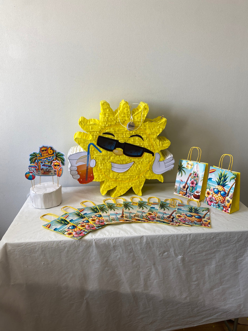 PIÑATA SOL PLAYERO 60CM PREMIUM