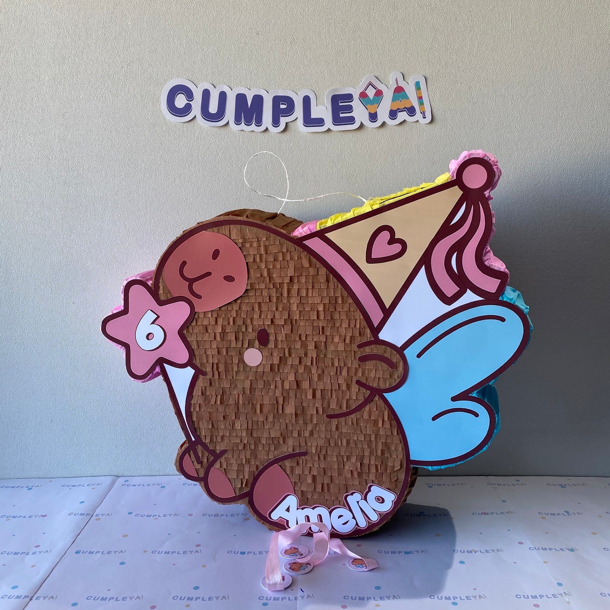 PIÑATA CARPIBARA HADA 60CM PREMIUM