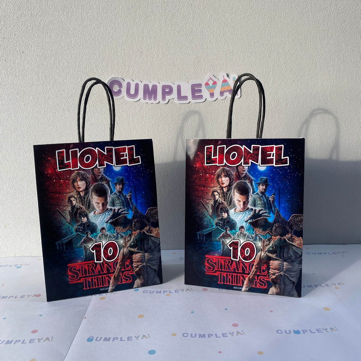 BOLSA SORPRESA 16 × 21 × 8 CM STRANGER THINGS
