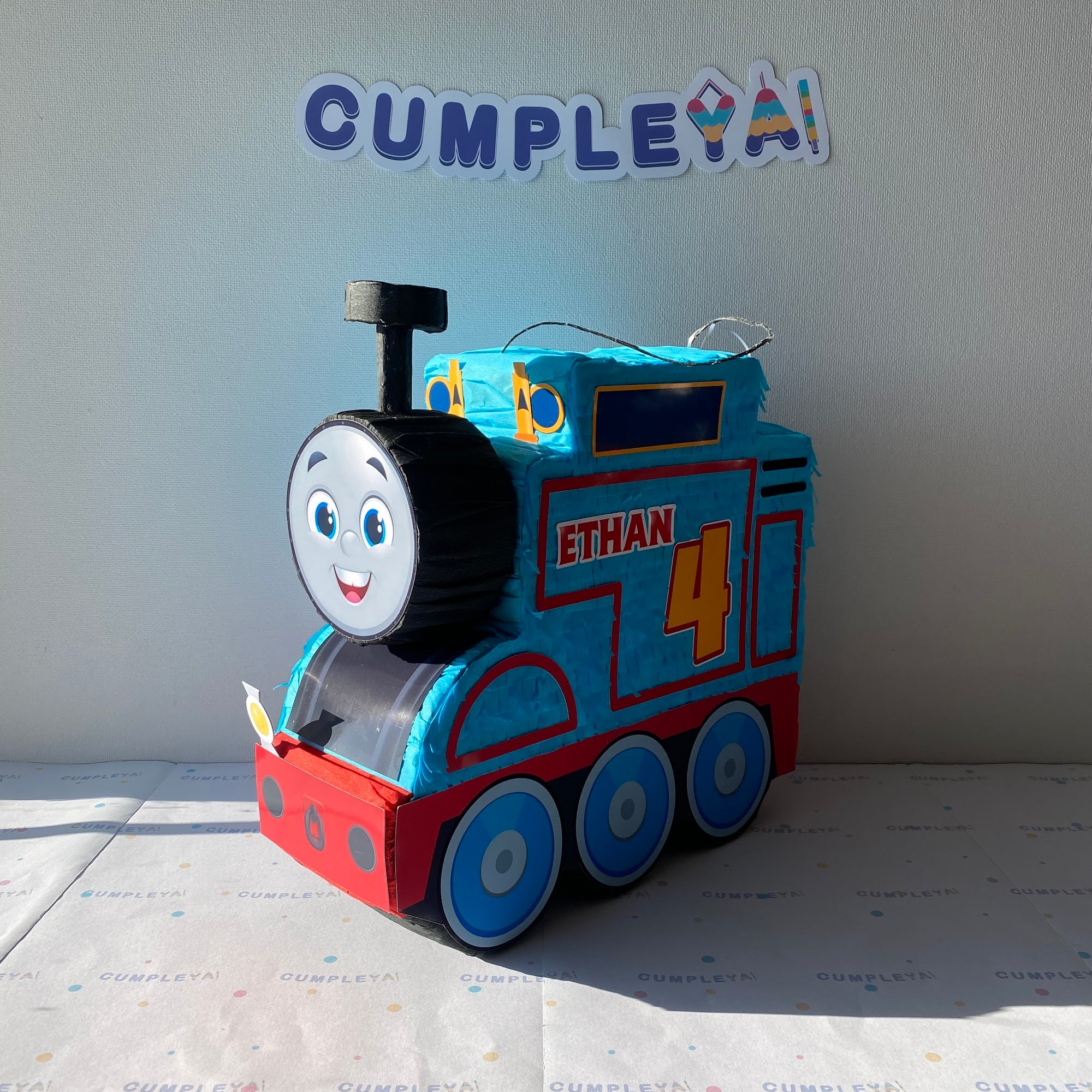 PIÑATA THOMAS EL TREN 40CM PREMIUM