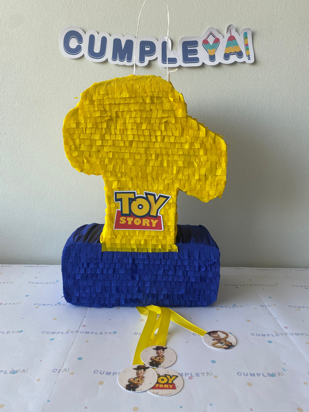 PIÑATA NUMERO 1 WOODY 40CM PREMIUM